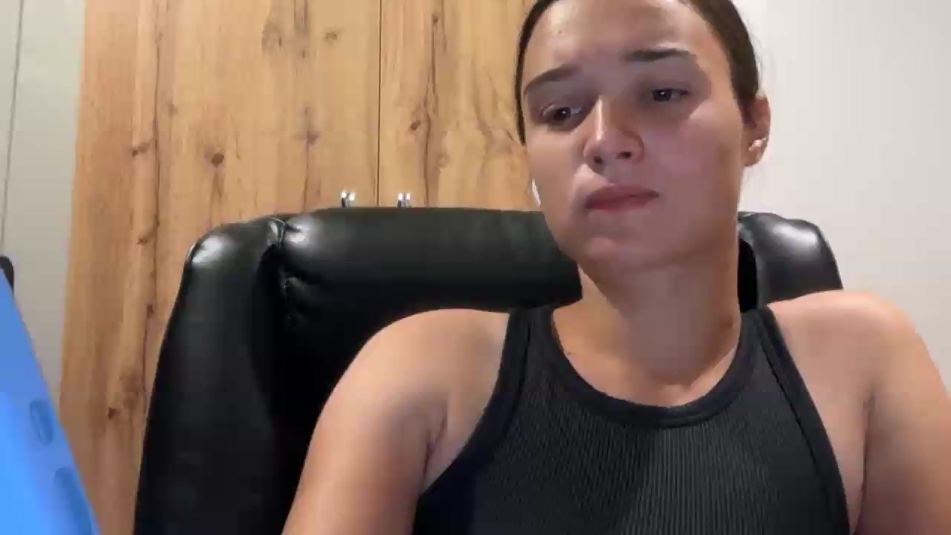 Gallery image thumbnail from EvelinaDivine's myfreecams stream on, 08/10/2026, 20:08 image 18 of 20