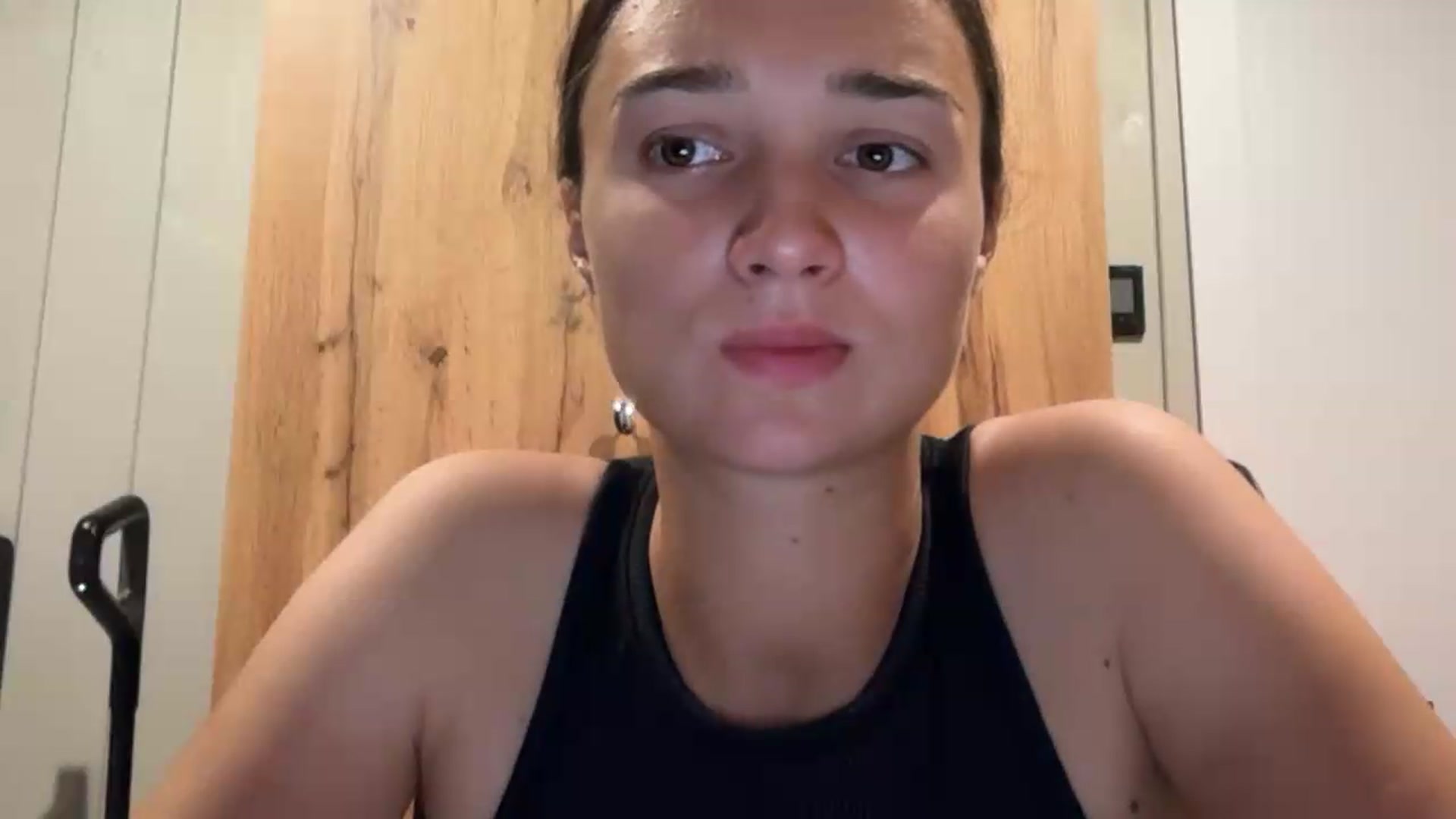 Gallery image thumbnail from EvelinaDivine's myfreecams stream on, 08/10/2026, 20:24 image 3 of 20