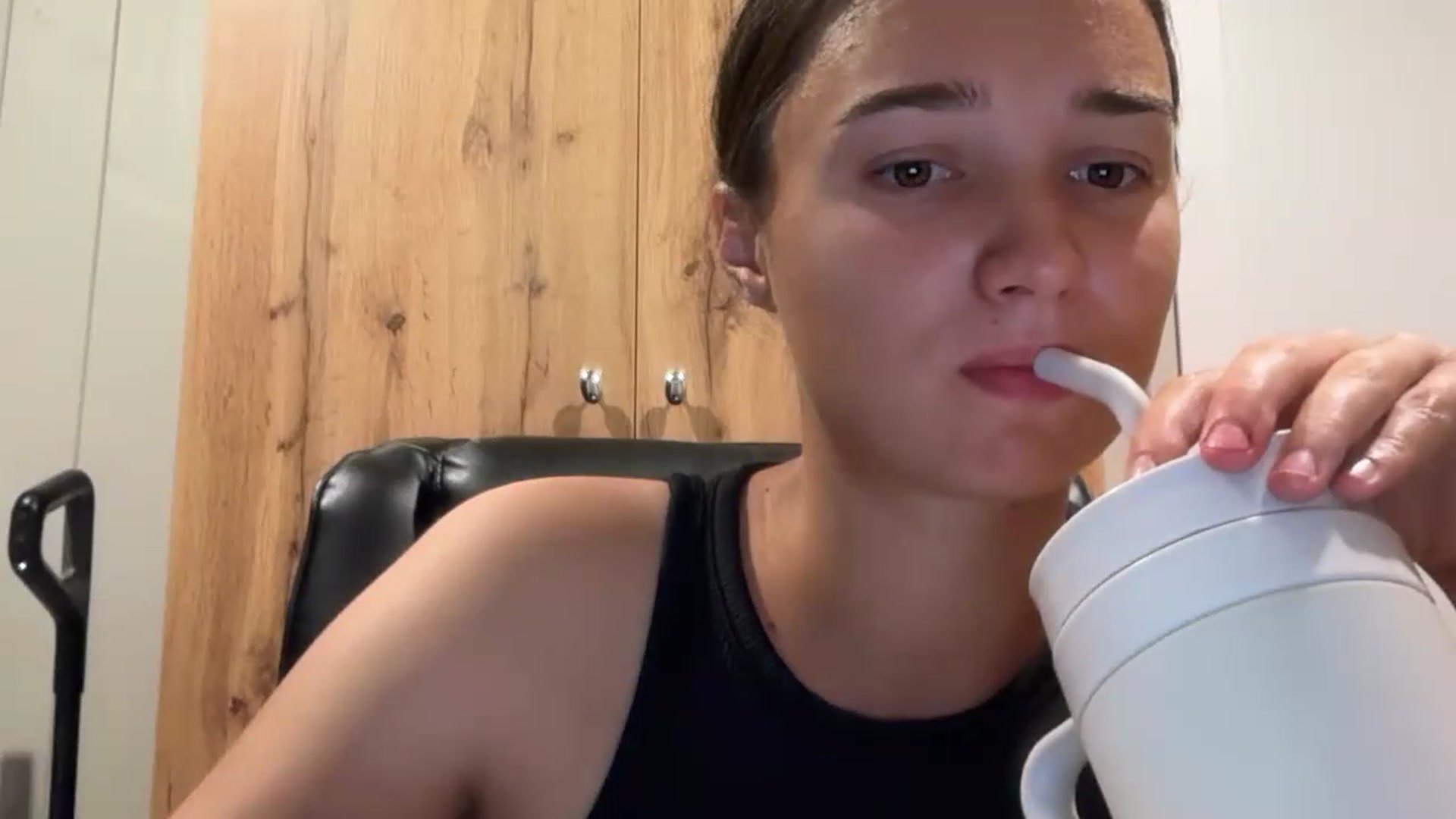 Gallery image thumbnail from EvelinaDivine's myfreecams stream on, 08/10/2026, 21:53 image 8 of 20