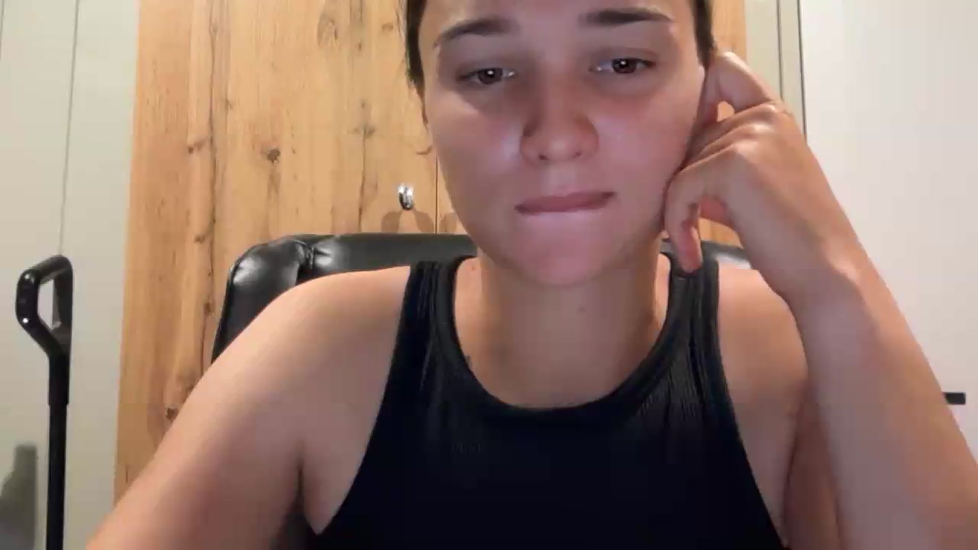 Gallery image thumbnail from EvelinaDivine's myfreecams stream on, 08/10/2026, 21:53 image 7 of 20