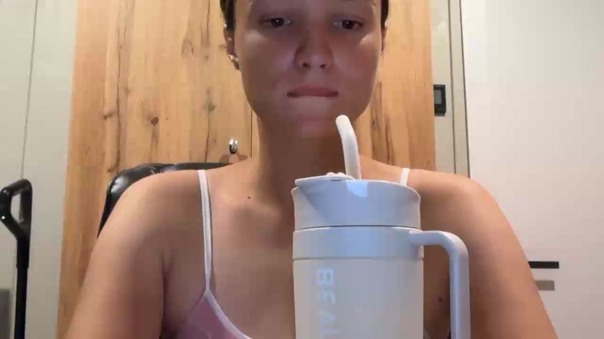 Gallery image thumbnail from EvelinaDivine's myfreecams stream on, 08/12/2026, 20:09 image 11 of 20