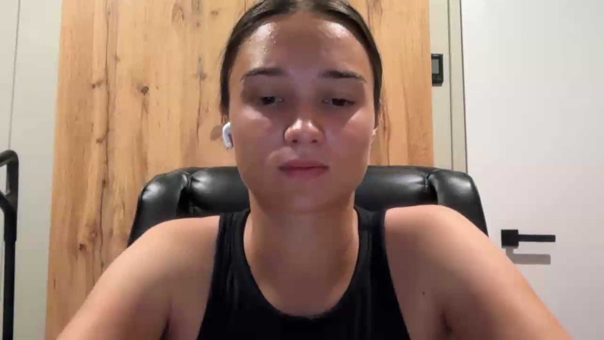 Gallery image thumbnail from EvelinaDivine's myfreecams stream on, 08/15/2026, 21:11 image 13 of 20