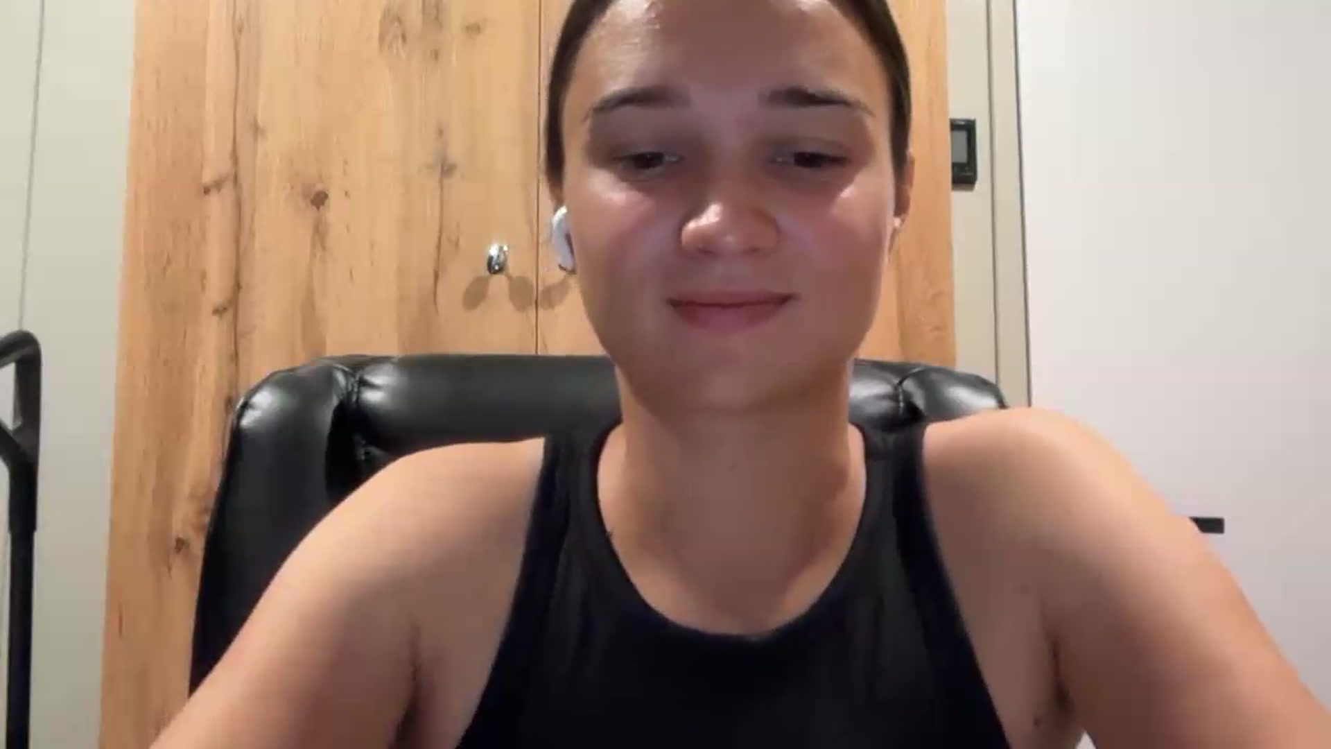 Gallery image thumbnail from EvelinaDivine's myfreecams stream on, 08/15/2026, 21:11 image 5 of 20