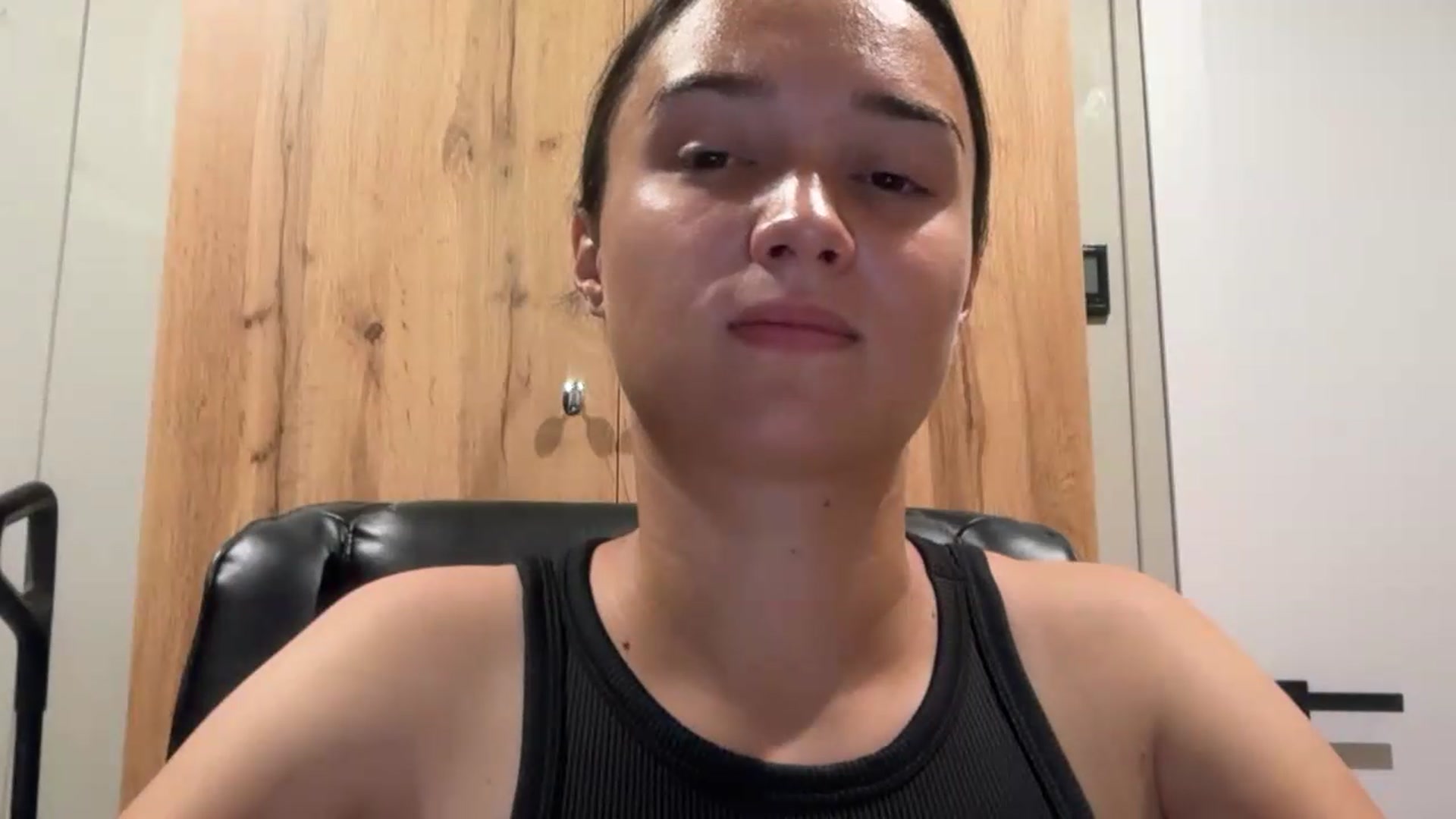 Gallery image thumbnail from EvelinaDivine's myfreecams stream on, 08/15/2026, 22:24 image 14 of 20