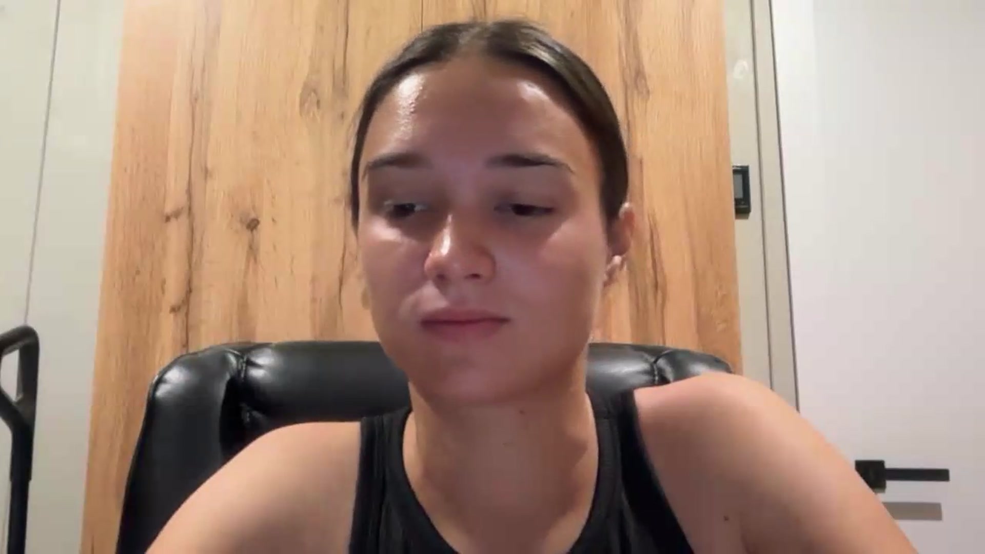 Gallery image thumbnail from EvelinaDivine's myfreecams stream on, 08/15/2026, 22:24 image 15 of 20