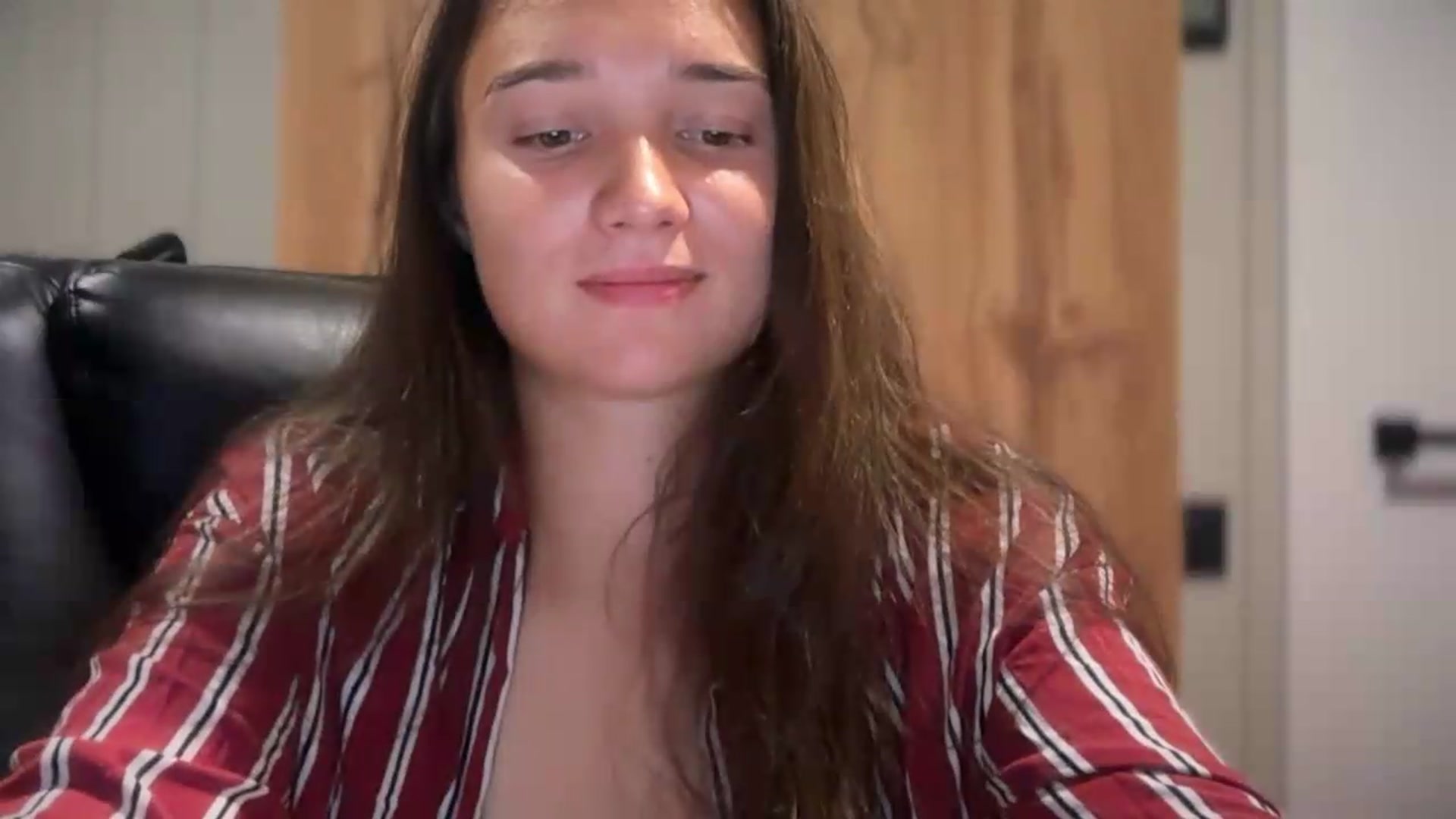 Gallery image thumbnail from EvelinaDivine's myfreecams stream on, 09/05/2026, 21:50 image 10 of 20