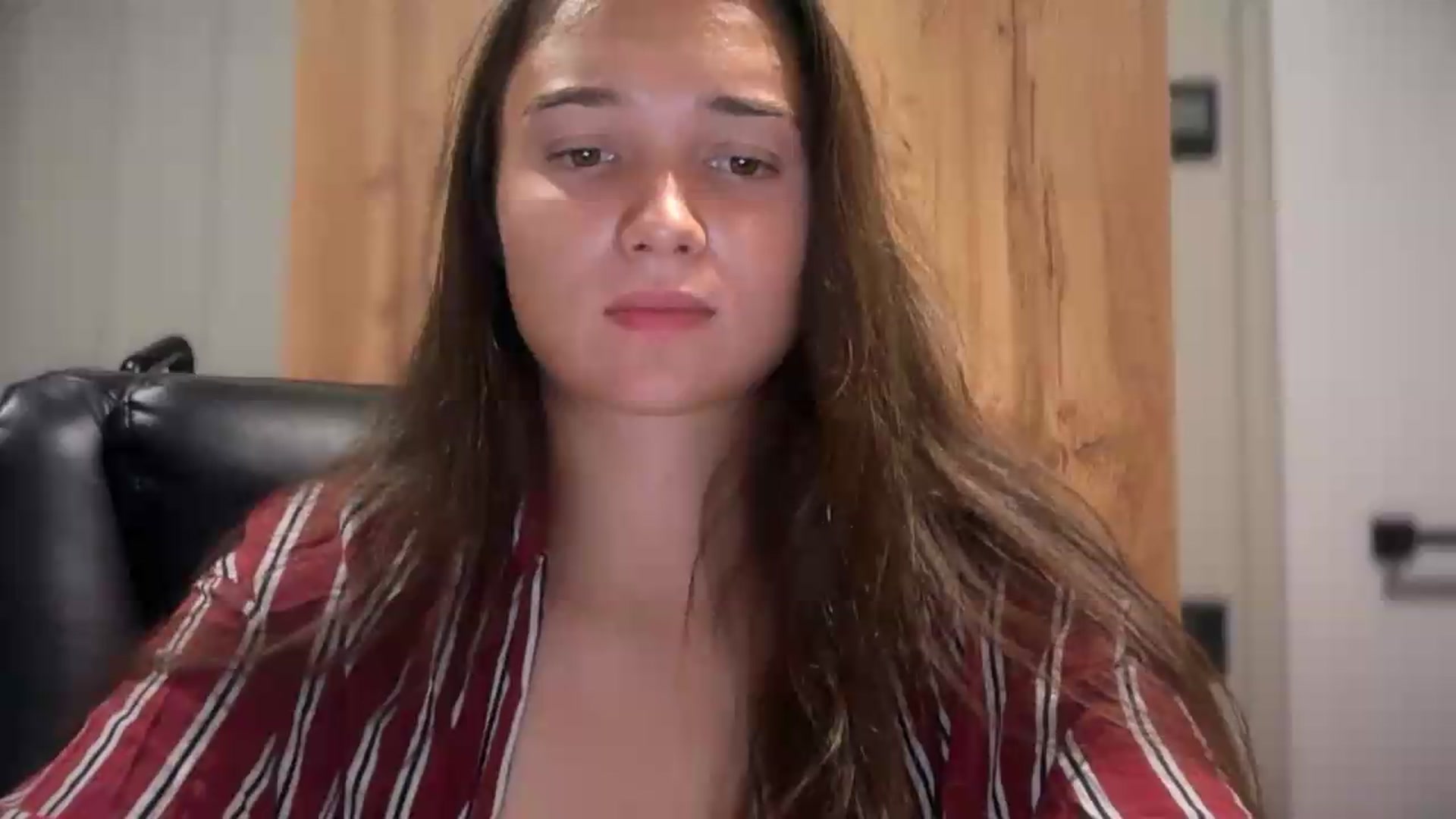 Gallery image thumbnail from EvelinaDivine's myfreecams stream on, 09/05/2026, 21:50 image 13 of 20