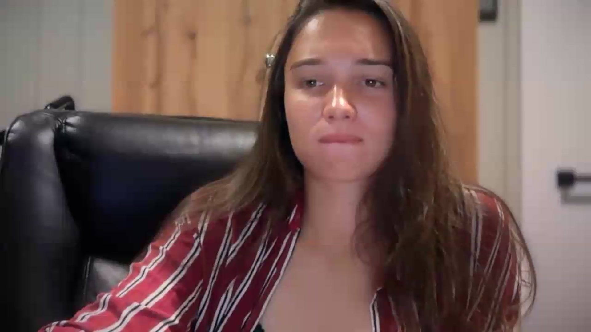 Gallery image thumbnail from EvelinaDivine's myfreecams stream on, 09/05/2026, 21:50 image 6 of 20