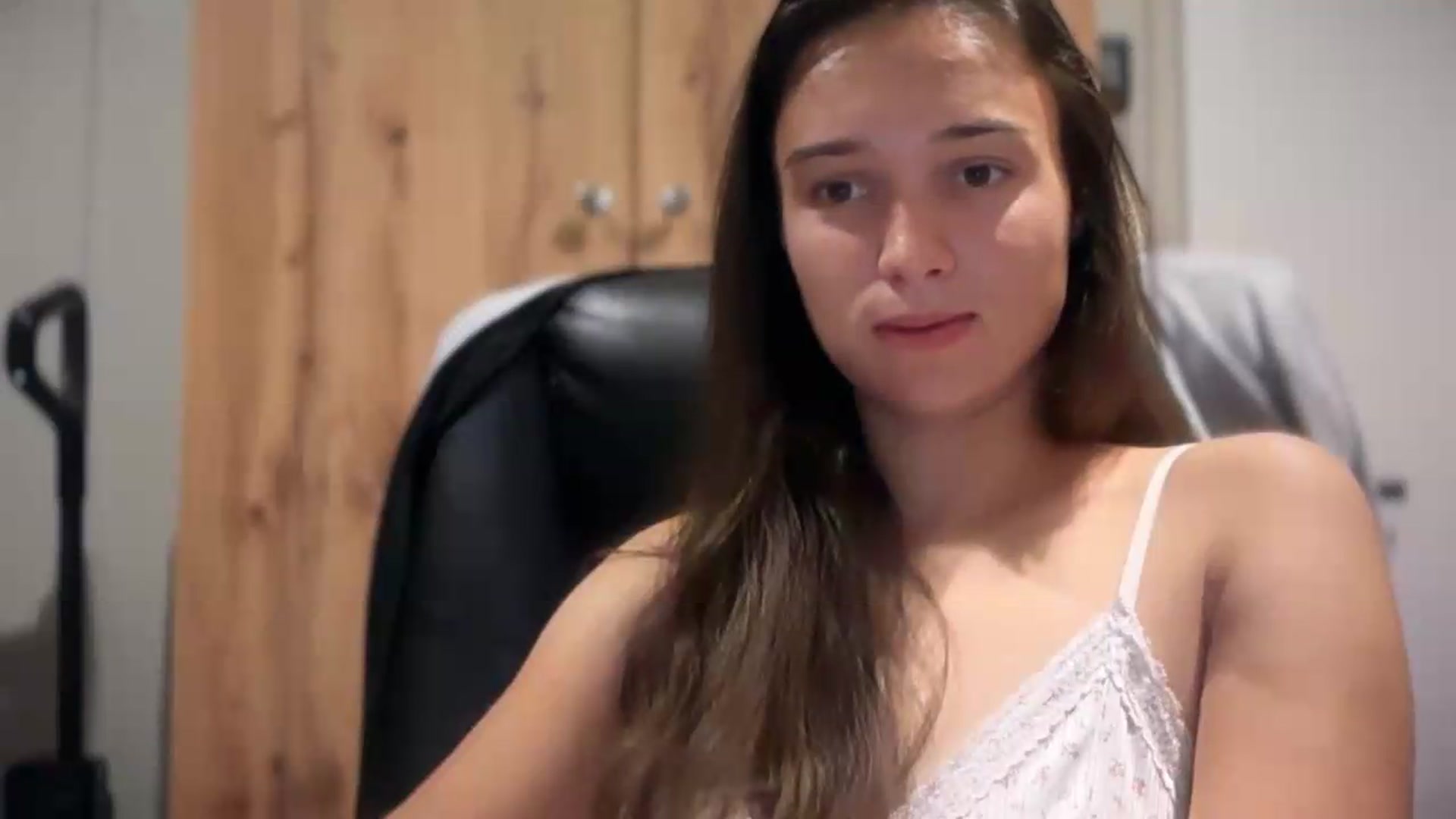 Gallery image thumbnail from EvelinaDivine's myfreecams stream on, 09/13/2026, 22:15 image 4 of 20