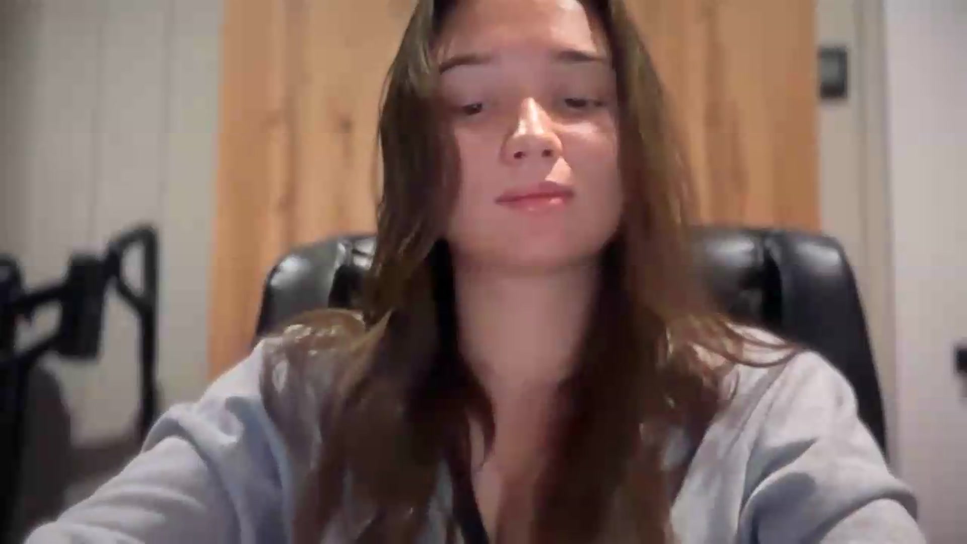 Gallery image thumbnail from EvelinaDivine's myfreecams stream on, 09/18/2026, 21:03 image 7 of 20