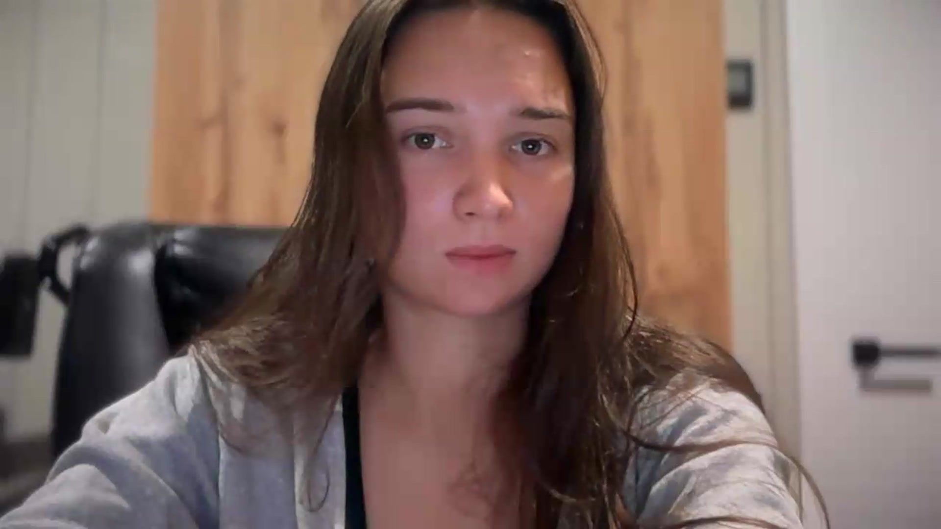 Gallery image thumbnail from EvelinaDivine's myfreecams stream on, 09/18/2026, 21:03 image 11 of 20