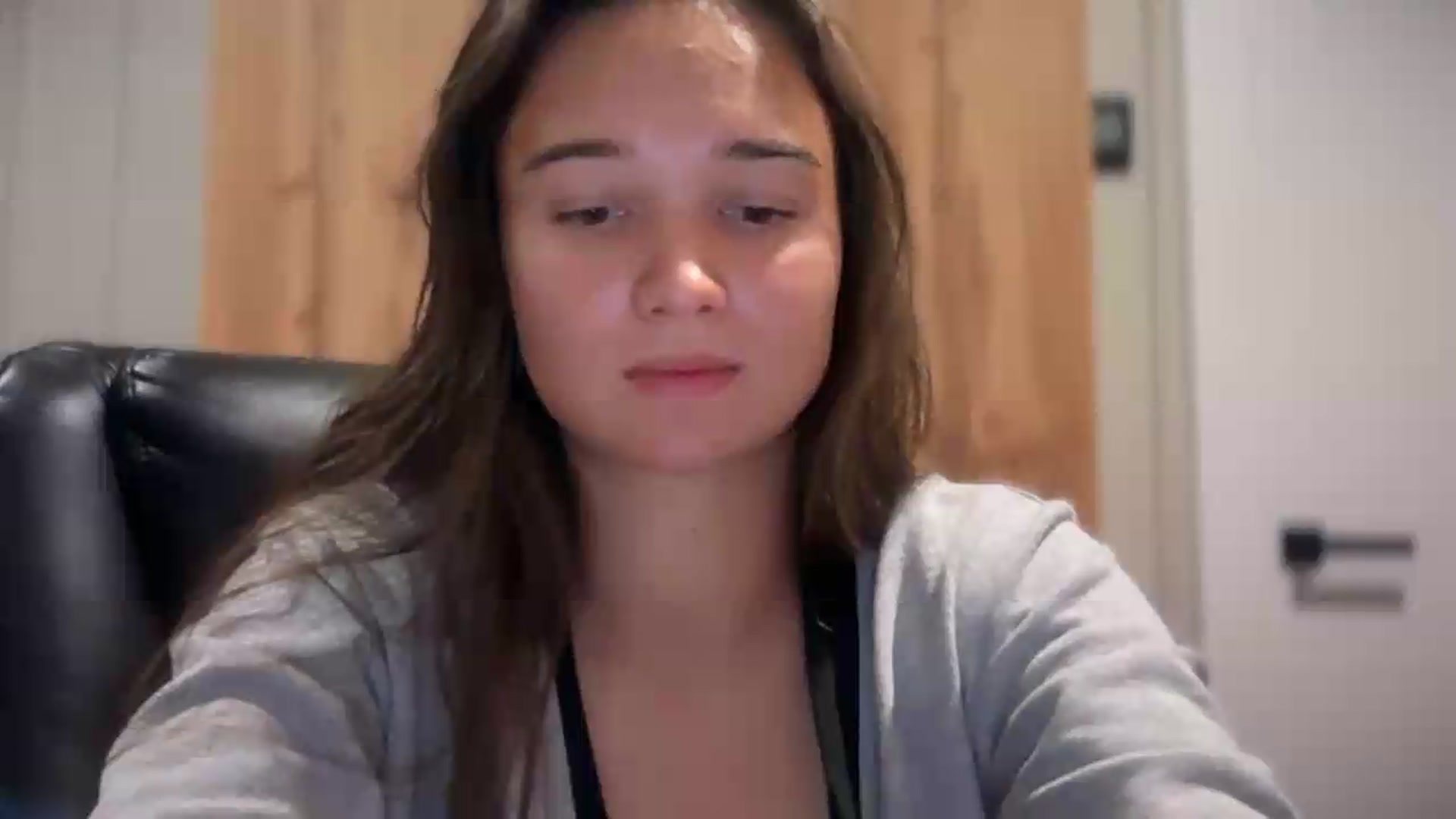 Gallery image thumbnail from EvelinaDivine's myfreecams stream on, 09/18/2026, 21:03 image 20 of 20
