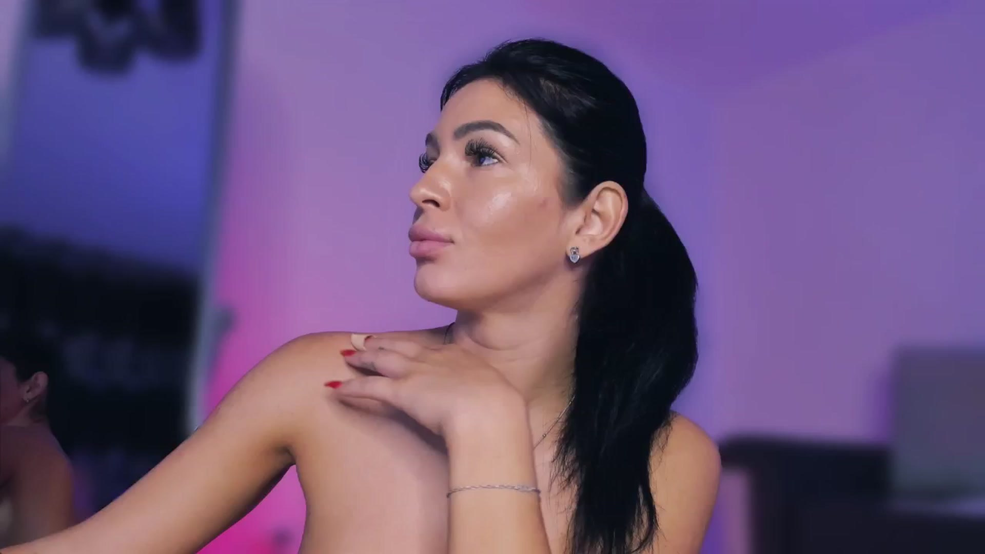 Gallery image thumbnail from Evelinarosse's myfreecams stream on, 07/23/2024, 11:57 image 1 of 20
