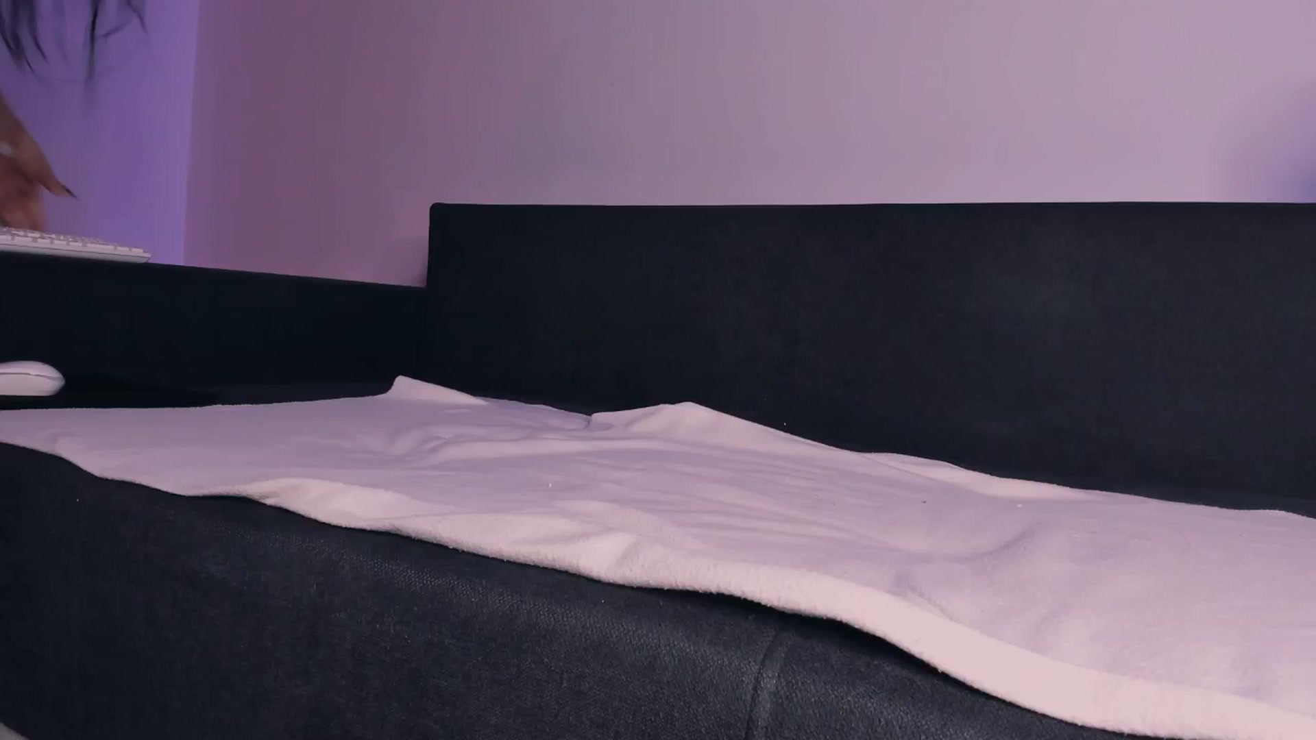 Gallery image thumbnail from Evelinarosse's myfreecams stream on, 10/22/2024, 12:20 image 5 of 20