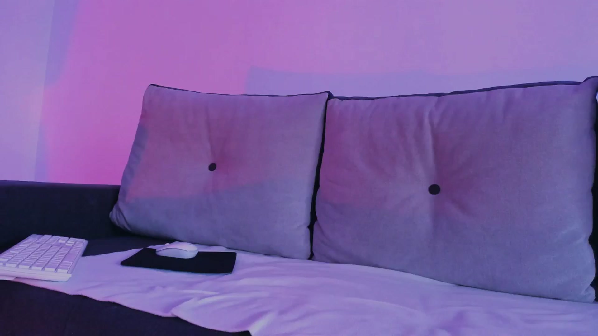 Gallery image thumbnail from Evelinarosse's myfreecams stream on, 11/01/2024, 13:06 image 19 of 20