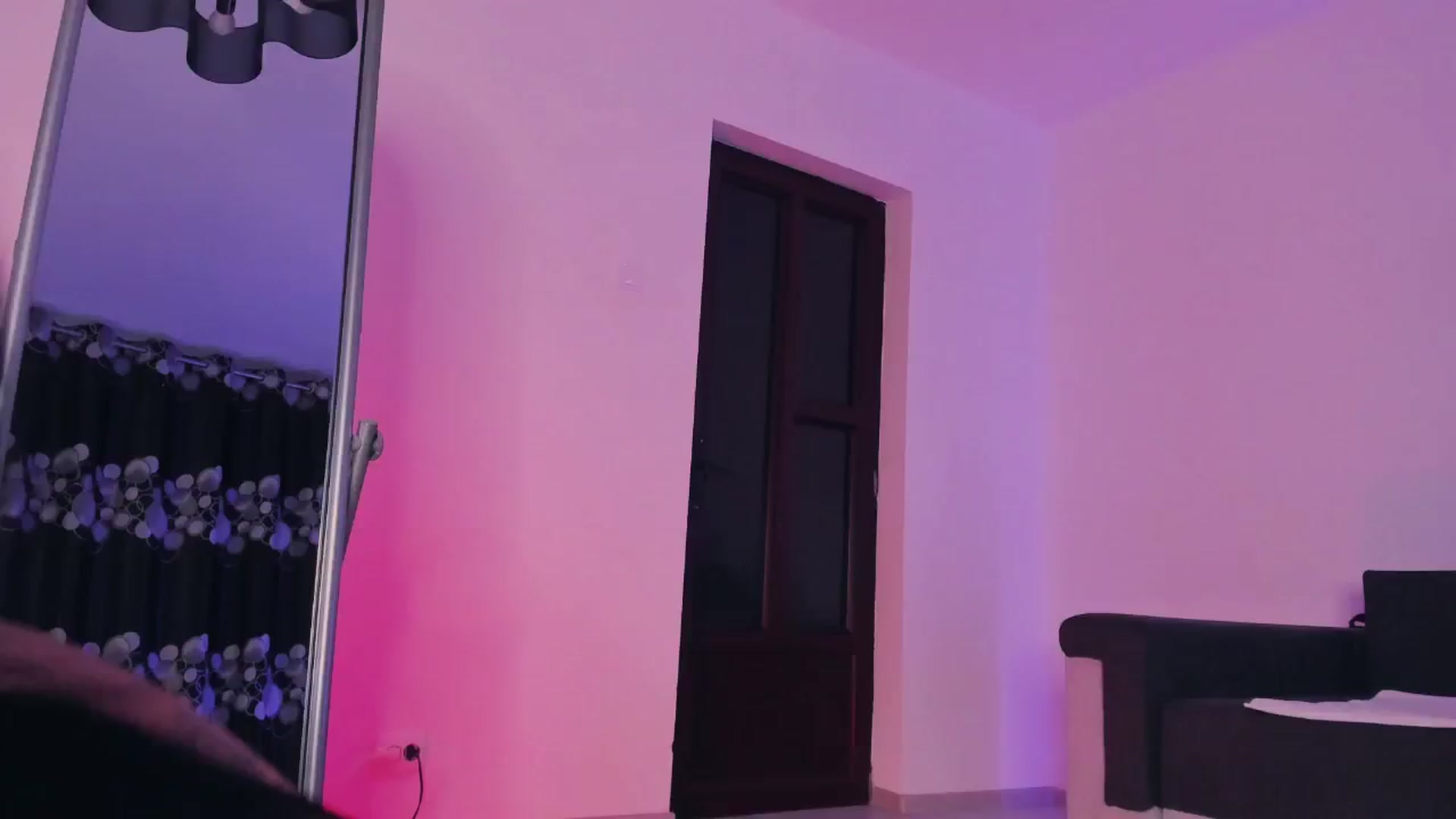 Gallery image thumbnail from Evelinarosse's myfreecams stream on, 11/05/2024, 13:01 image 1 of 20