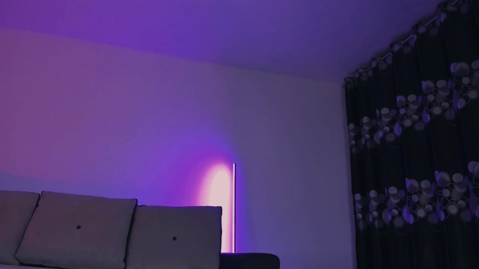 Gallery image thumbnail from Evelinarosse's myfreecams stream on, 12/04/2024, 13:02 image 16 of 20
