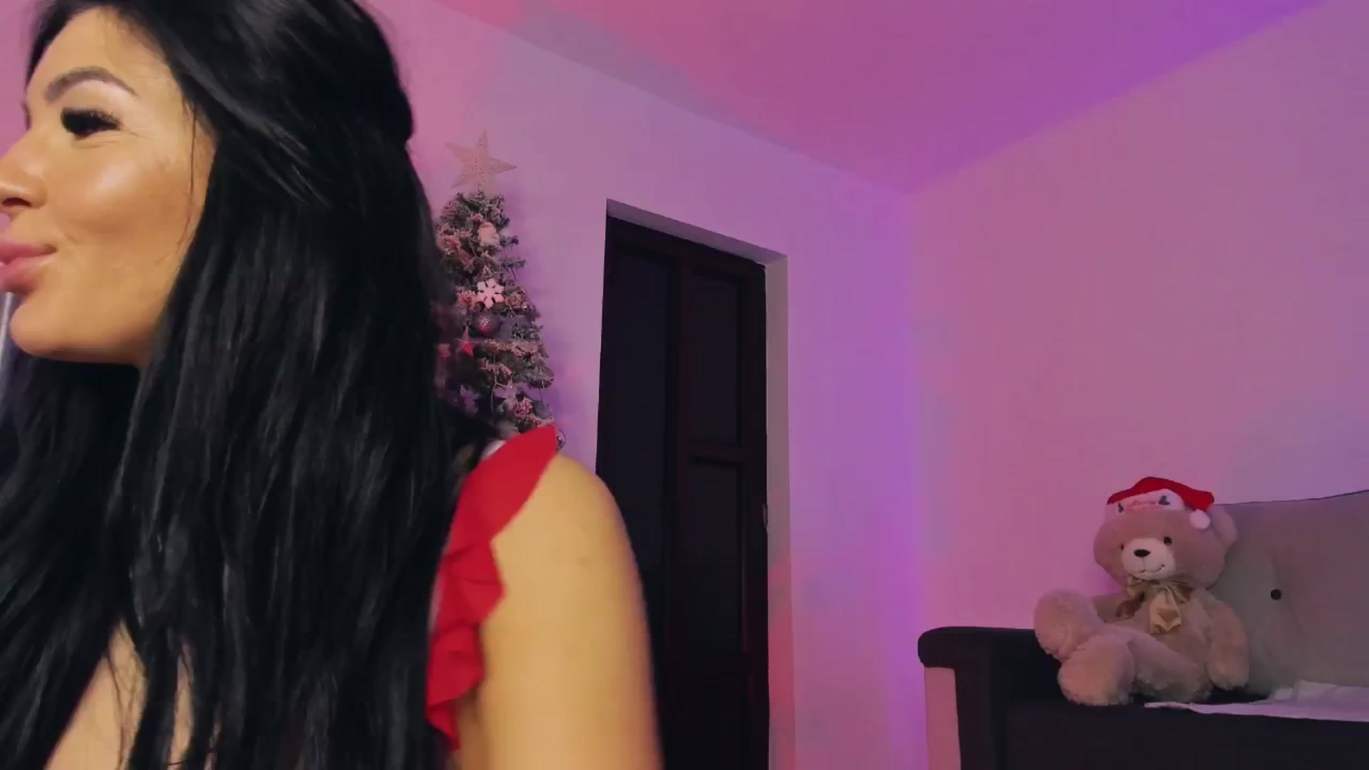 Gallery image thumbnail from Evelinarosse's myfreecams stream on, 12/23/2024, 11:41 image 6 of 20