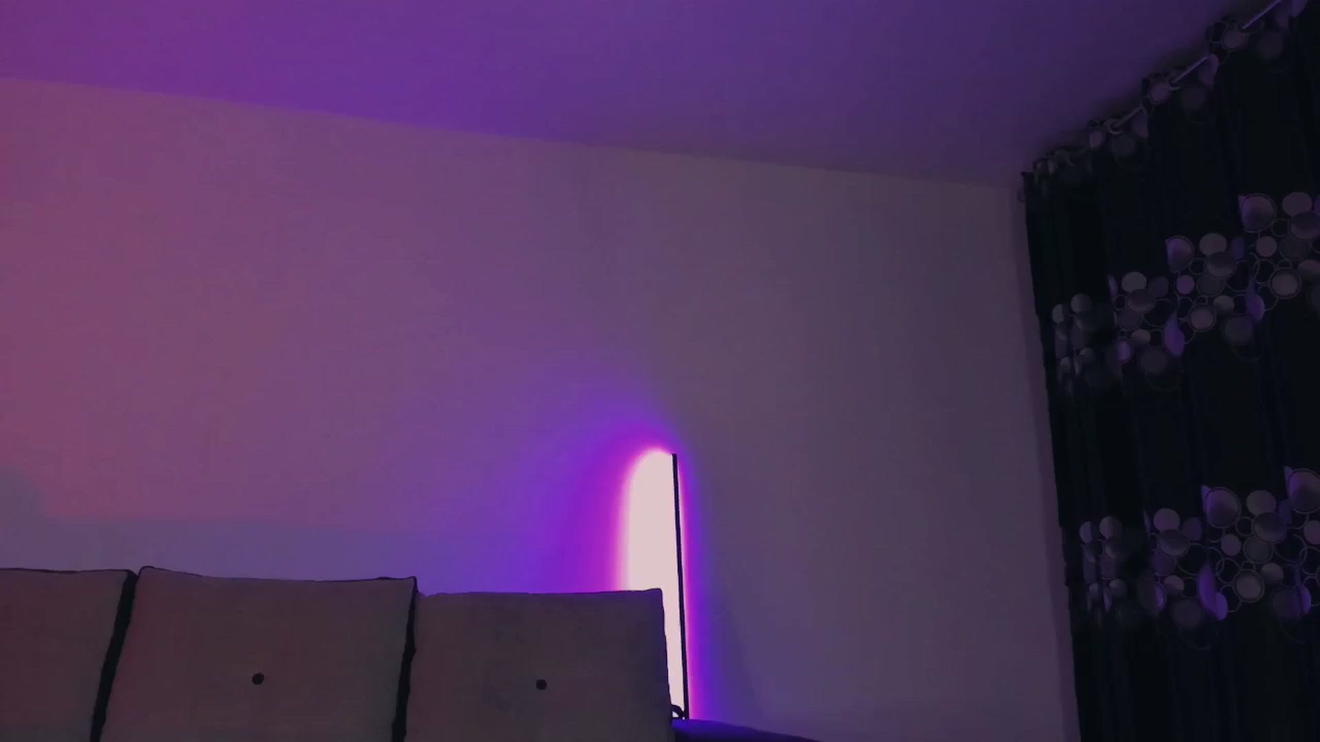 Gallery image thumbnail from Evelinarosse's myfreecams stream on, 01/03/2025, 08:43 image 20 of 20