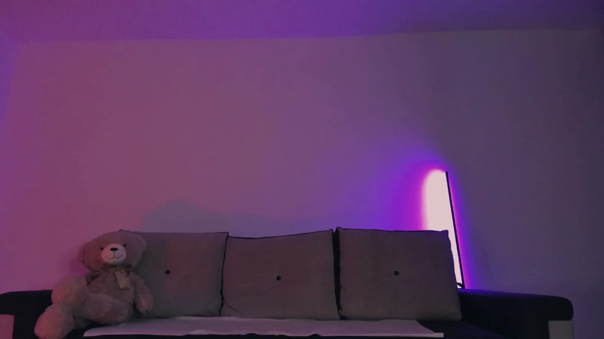 Gallery image thumbnail from Evelinarosse's myfreecams stream on, 01/05/2025, 12:40 image 12 of 20