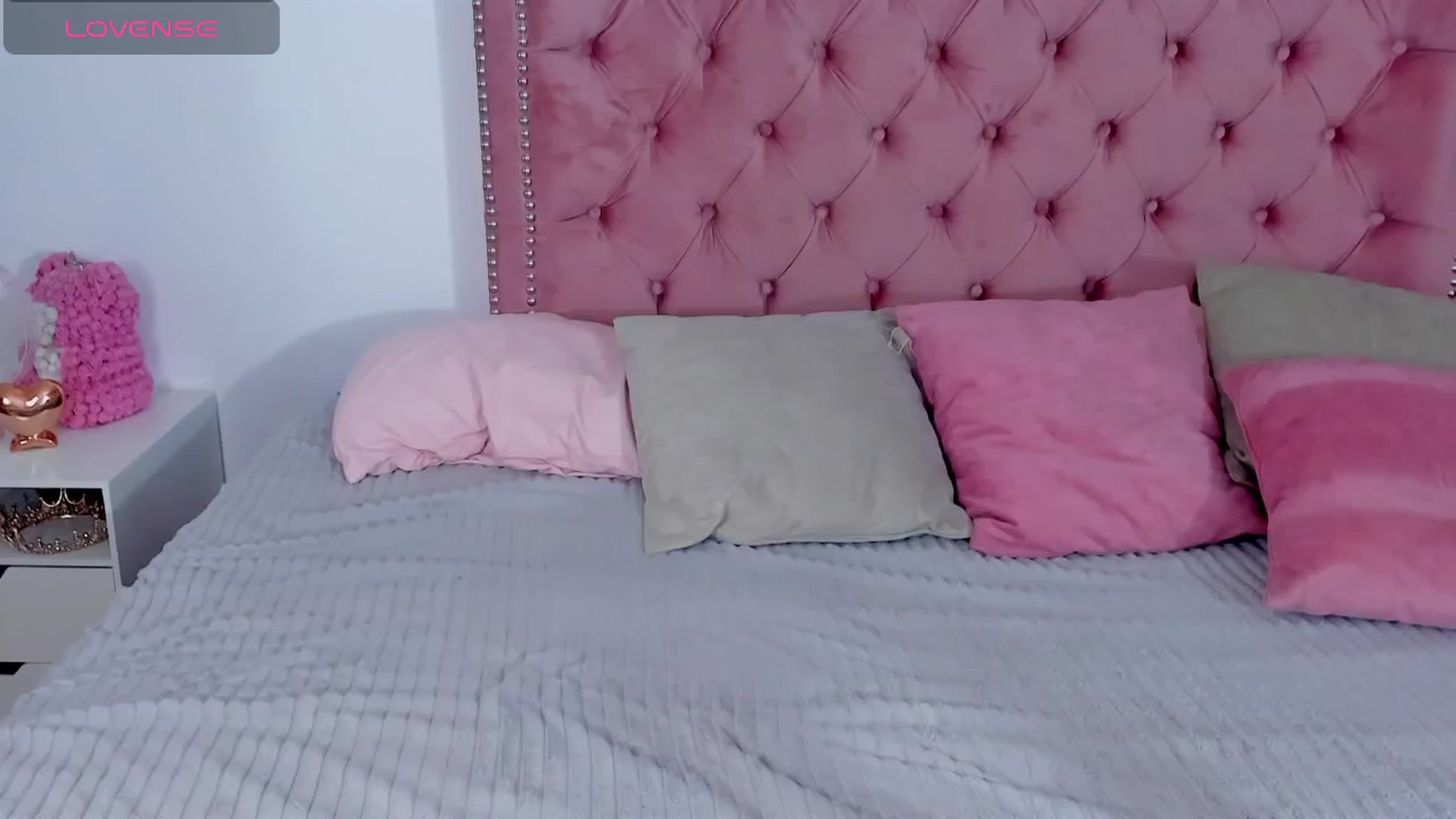 Gallery image thumbnail from Evelincooper's myfreecams stream on, 11/28/2024, 02:25 image 20 of 20