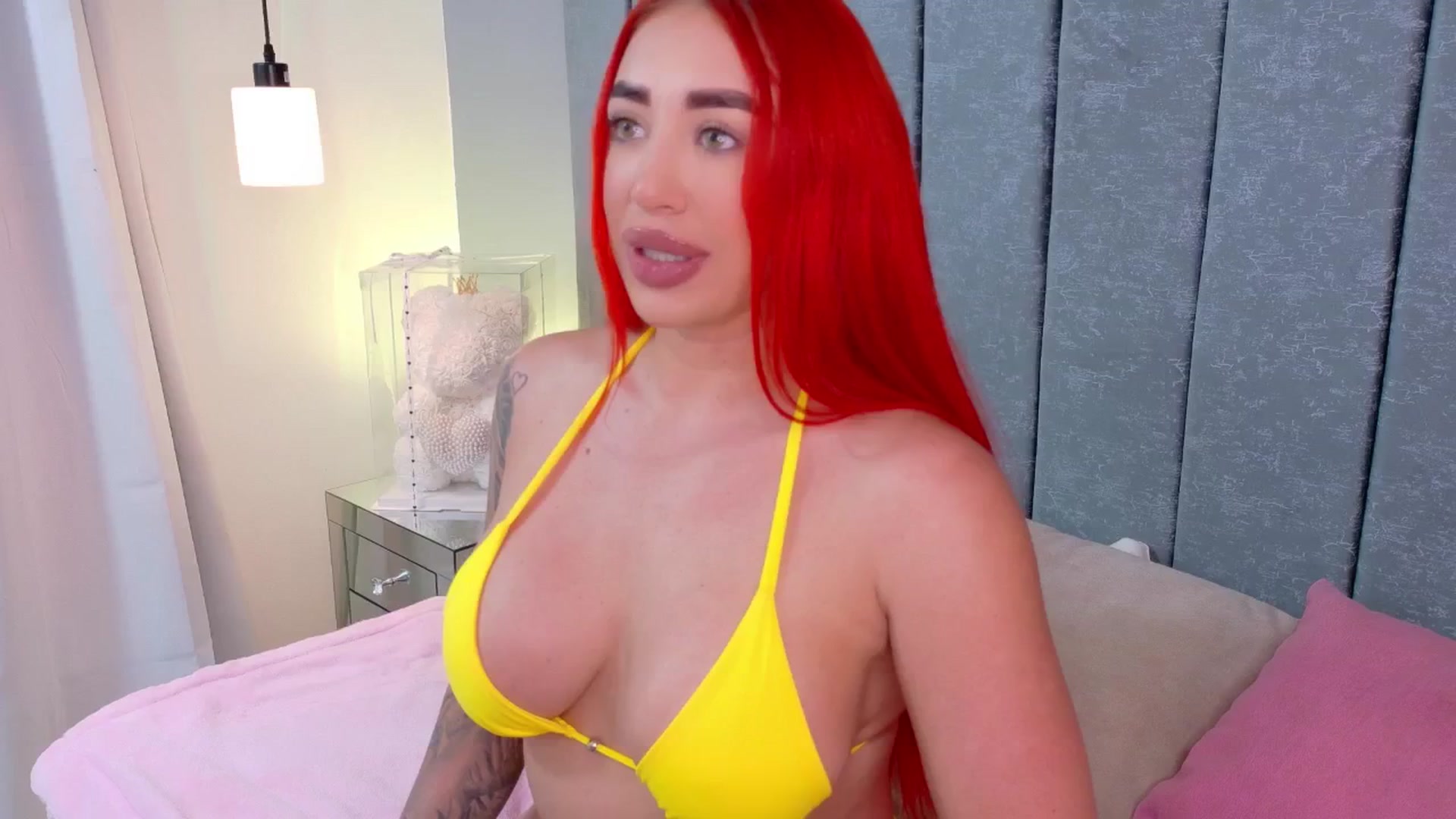 Gallery image thumbnail from Evelincooper's myfreecams stream on, 11/11/2025, 06:00 image 2 of 20
