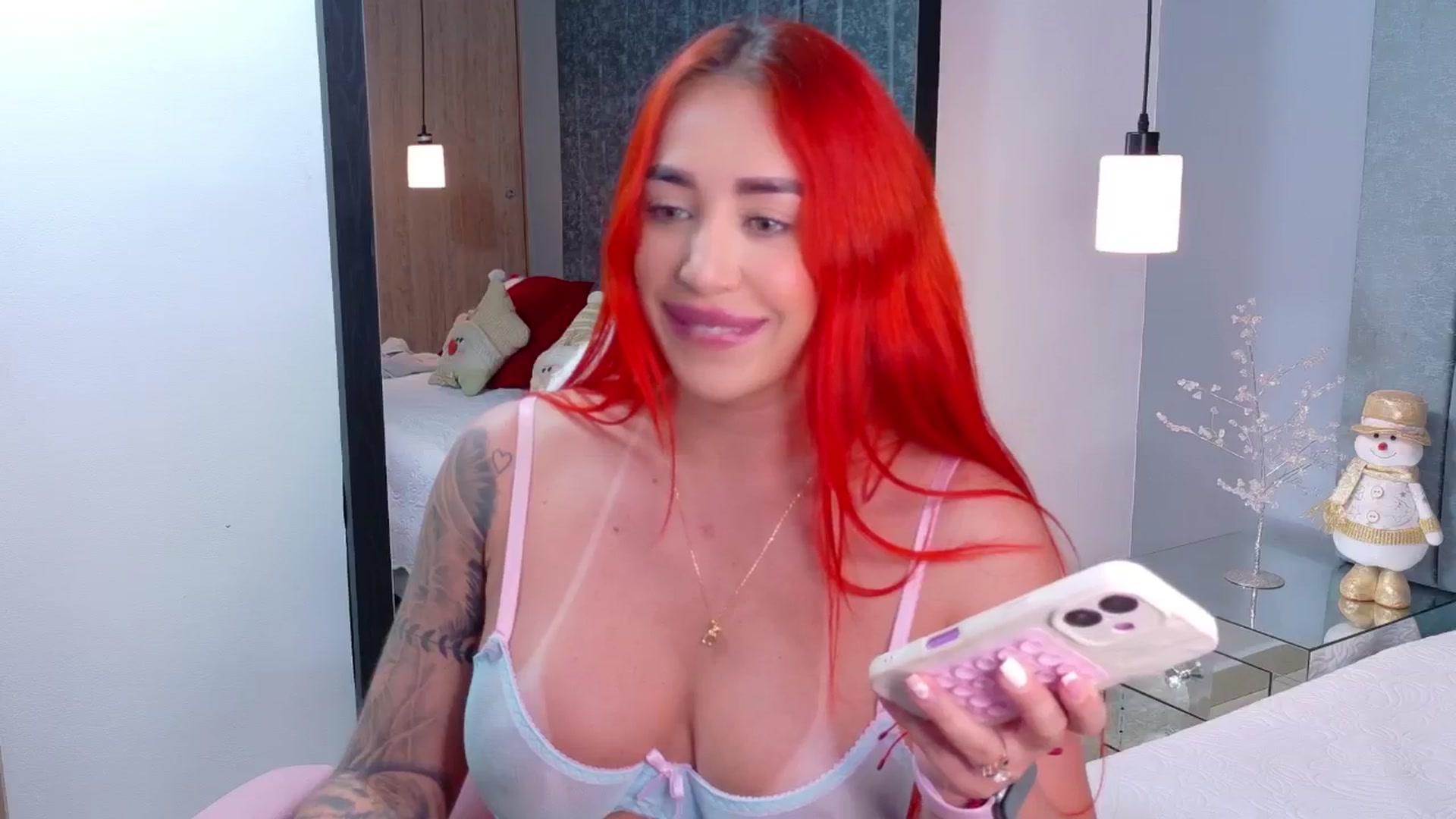 Gallery image thumbnail from Evelincooper's myfreecams stream on, 12/03/2025, 03:25 image 14 of 20