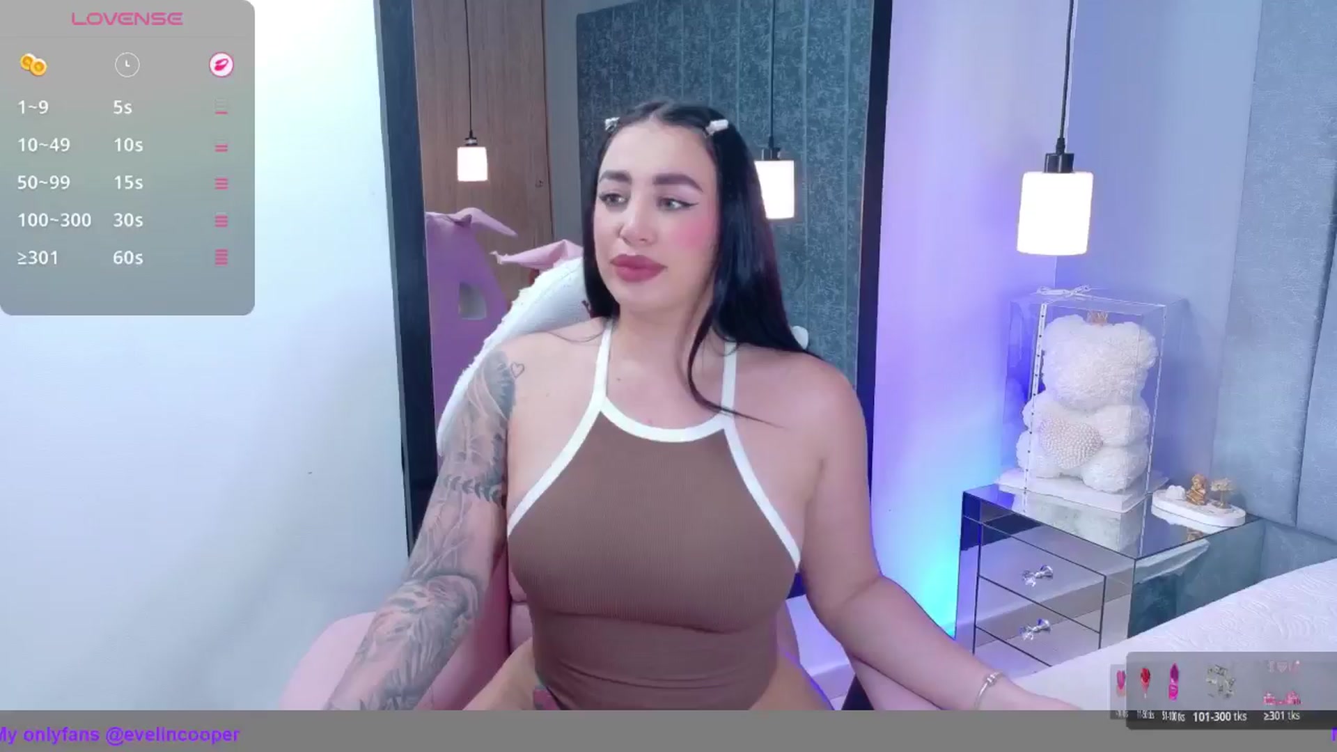 Gallery image thumbnail from Evelincooper's myfreecams stream on, 04/08/2026, 02:03 image 4 of 20