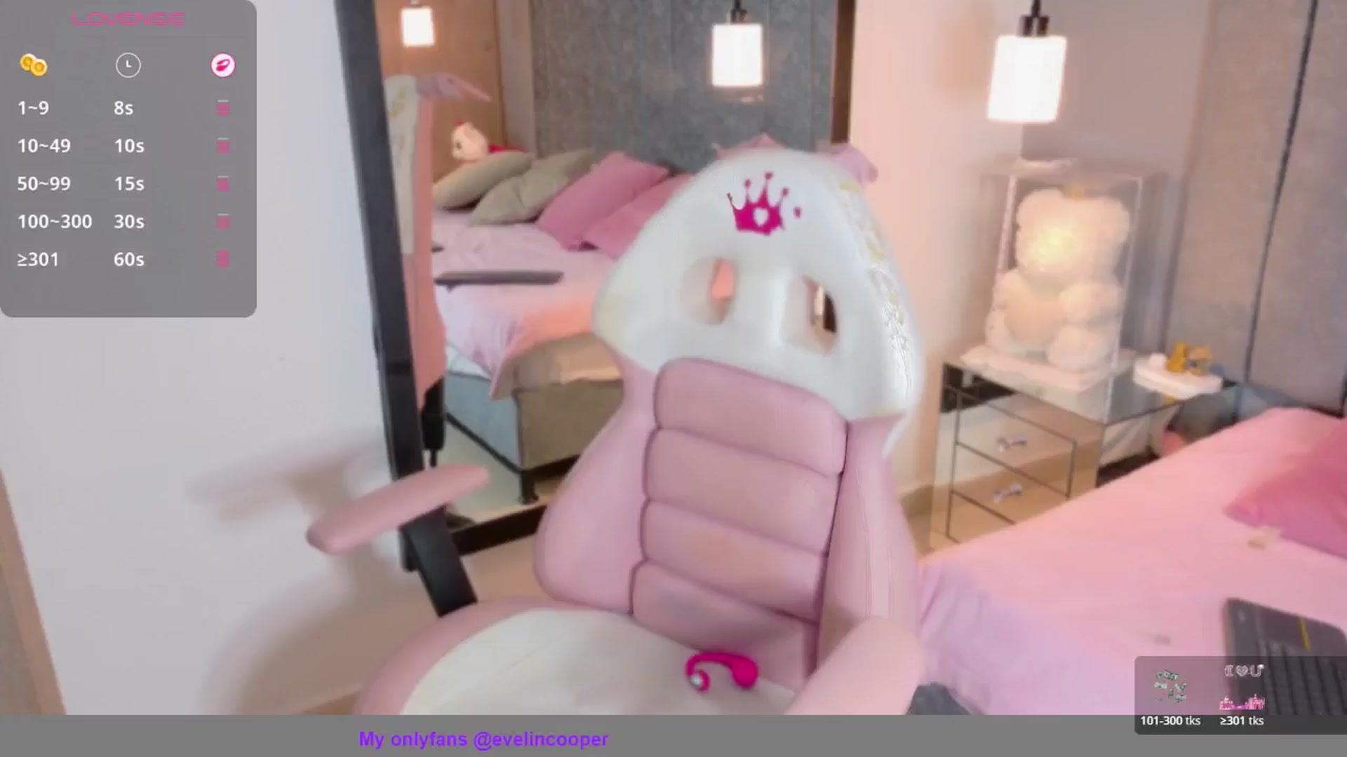 Gallery image thumbnail from Evelincooper's myfreecams stream on, 04/28/2026, 03:04 image 14 of 20