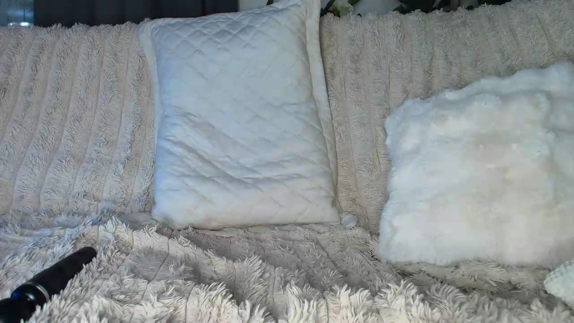 Gallery image thumbnail from Eveline69's myfreecams stream on, 09/06/2026, 20:11 image 12 of 20