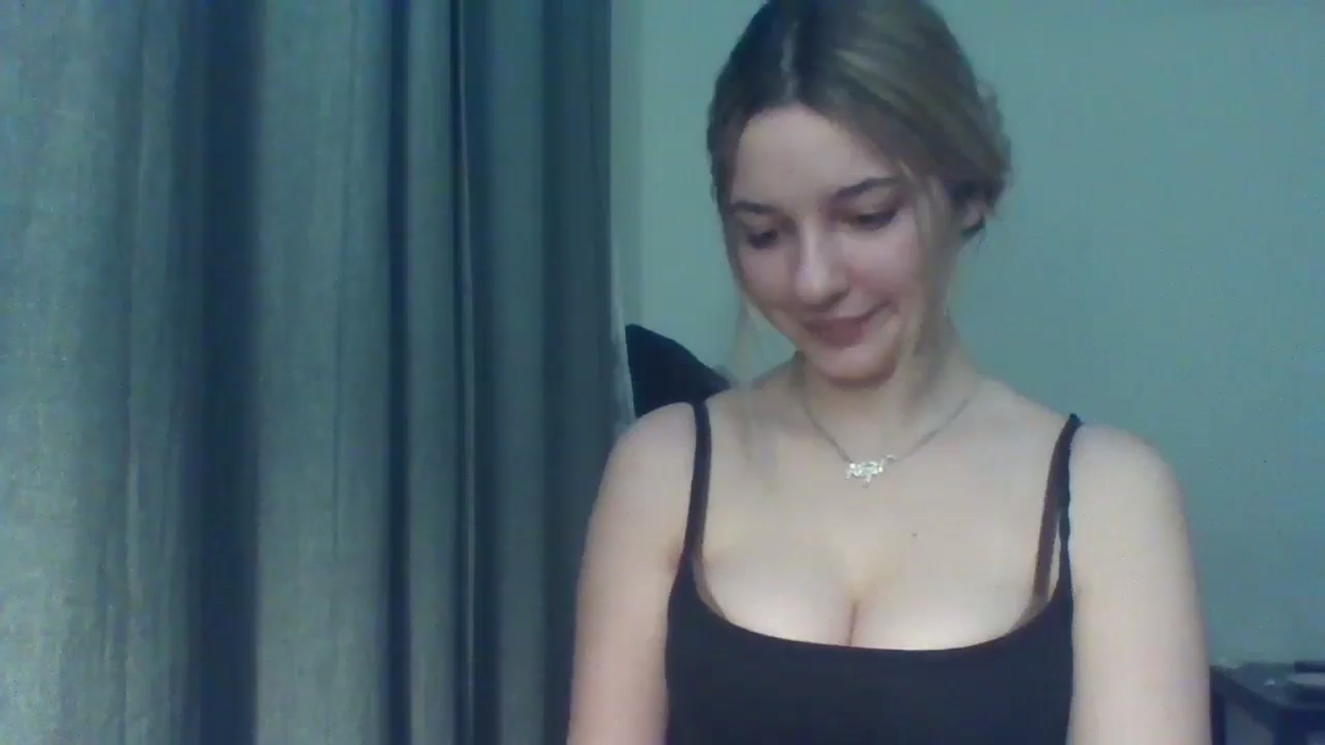 Gallery image thumbnail from EvelineGirl's myfreecams stream on, 01/29/2026, 17:00 image 8 of 20