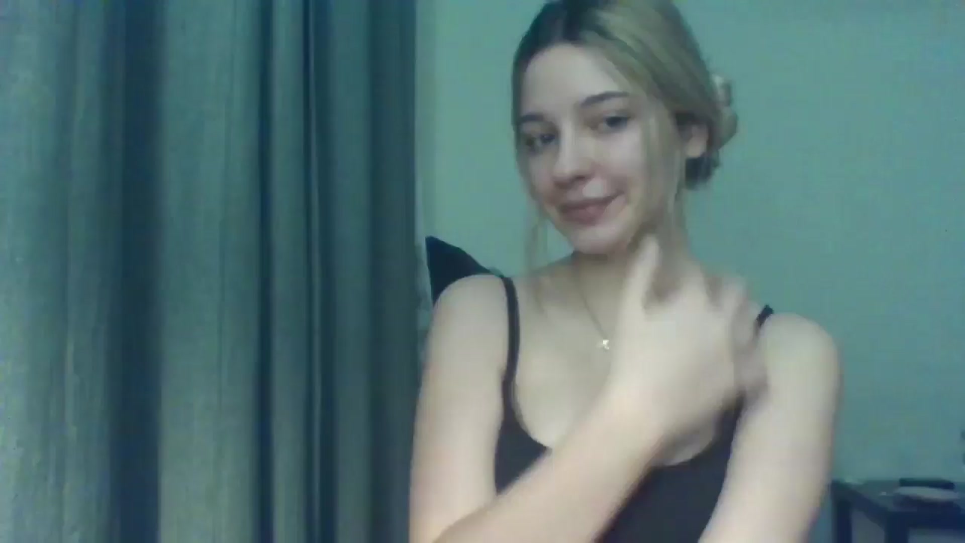 Gallery image thumbnail from EvelineGirl's myfreecams stream on, 01/29/2026, 17:00 image 2 of 20