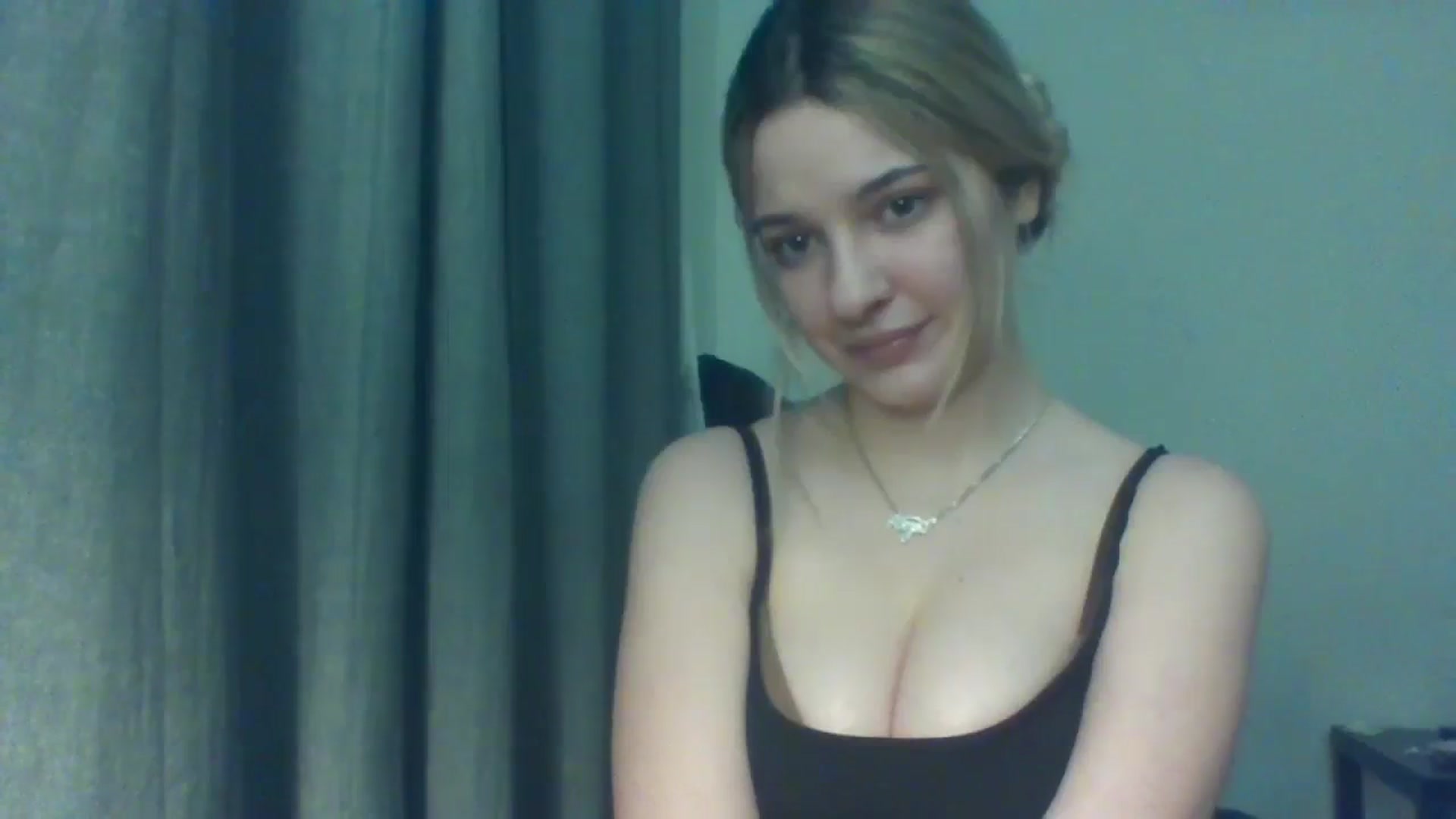 Gallery image thumbnail from EvelineGirl's myfreecams stream on, 01/29/2026, 17:00 image 17 of 20