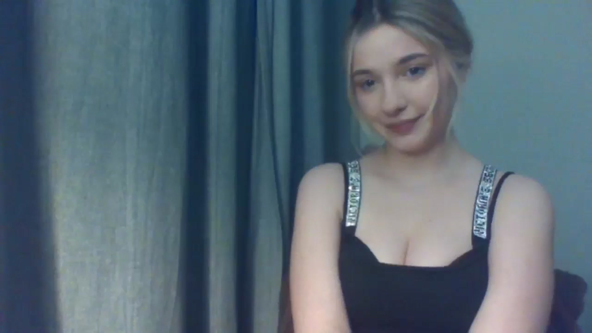 Gallery image thumbnail from EvelineGirl's myfreecams stream on, 01/30/2026, 16:36 image 3 of 20