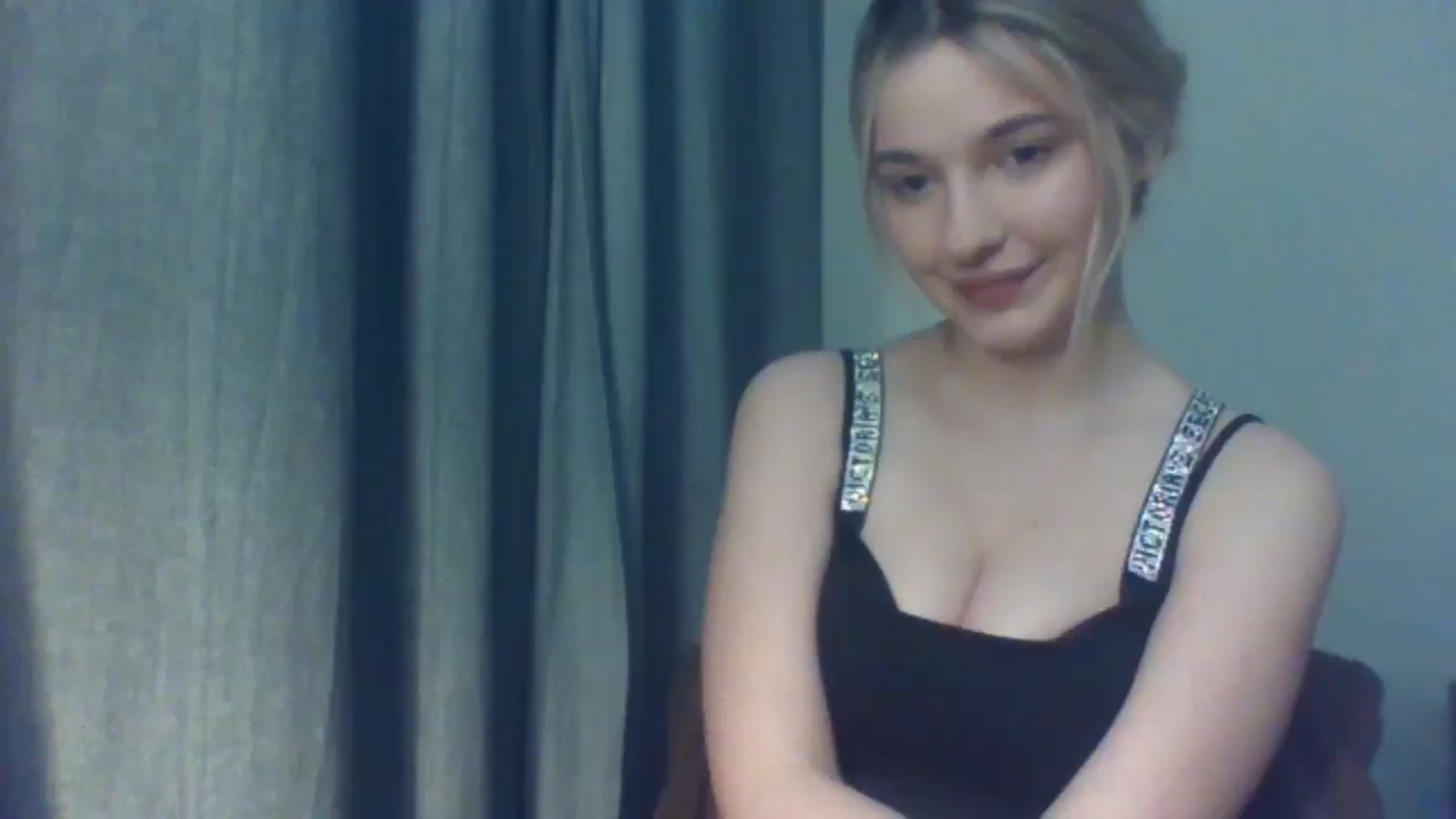 Gallery image thumbnail from EvelineGirl's myfreecams stream on, 01/30/2026, 16:36 image 14 of 20