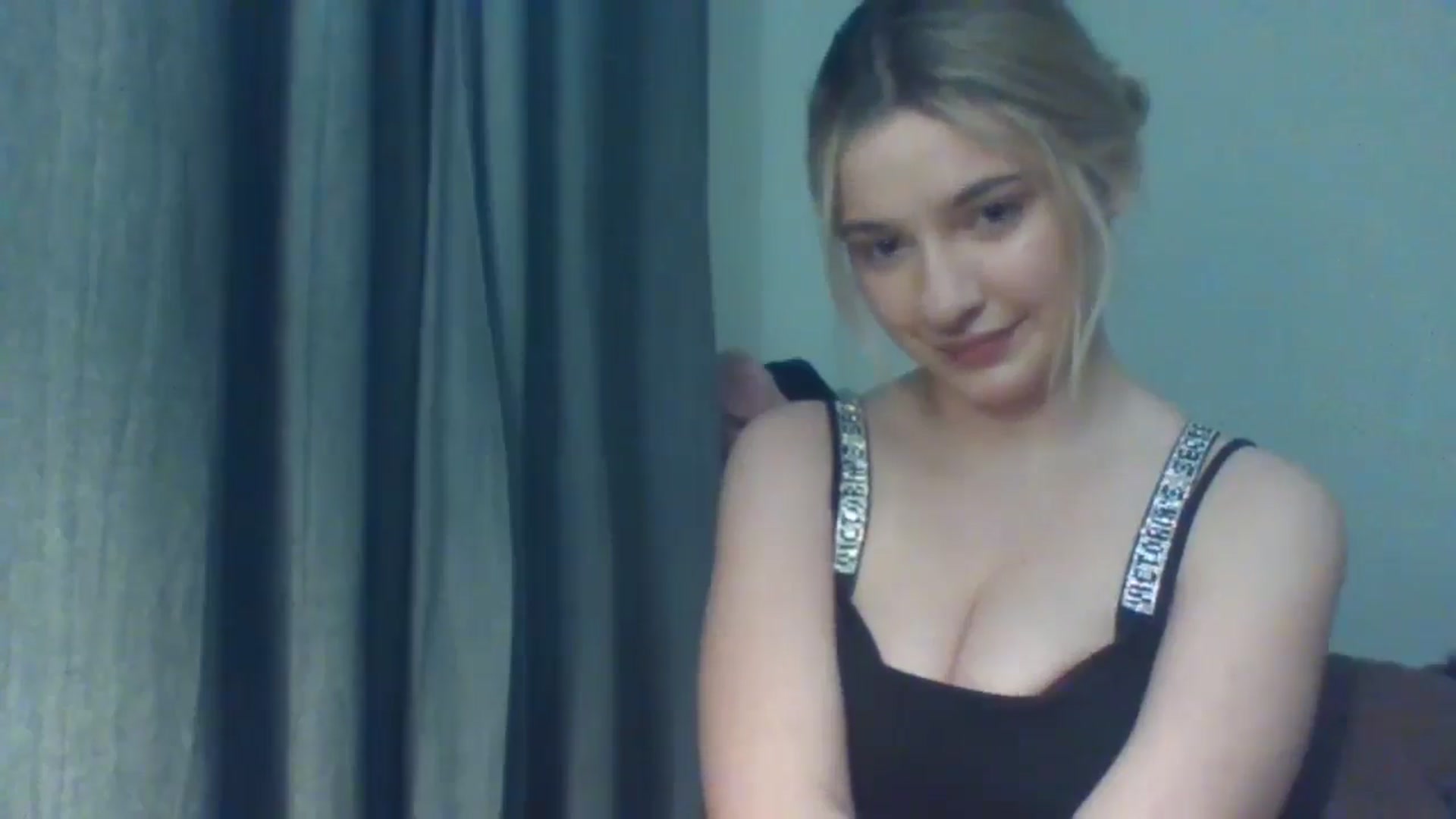Gallery image thumbnail from EvelineGirl's myfreecams stream on, 01/30/2026, 17:03 image 18 of 20