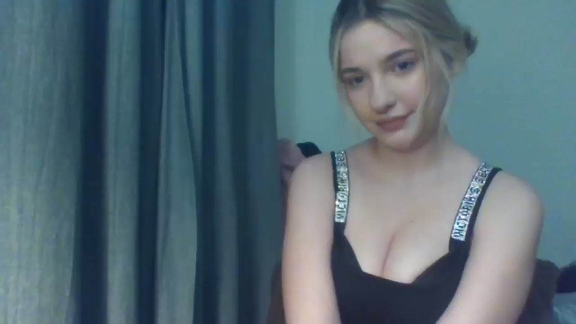 Gallery image thumbnail from EvelineGirl's myfreecams stream on, 01/30/2026, 17:31 image 13 of 20