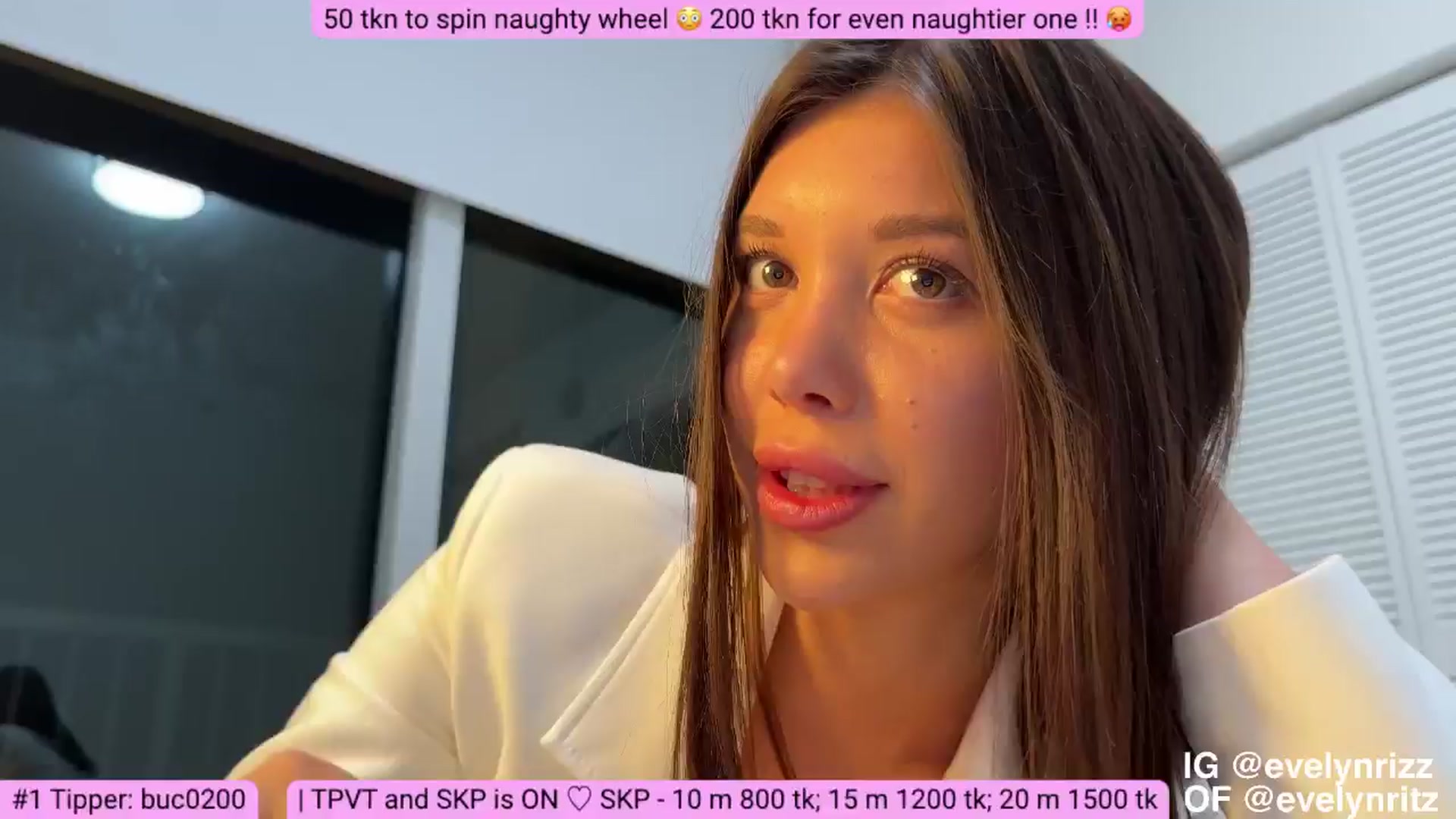 Gallery image thumbnail from EvelineRitz's myfreecams stream on, 08/19/2024, 01:42 image 7 of 20