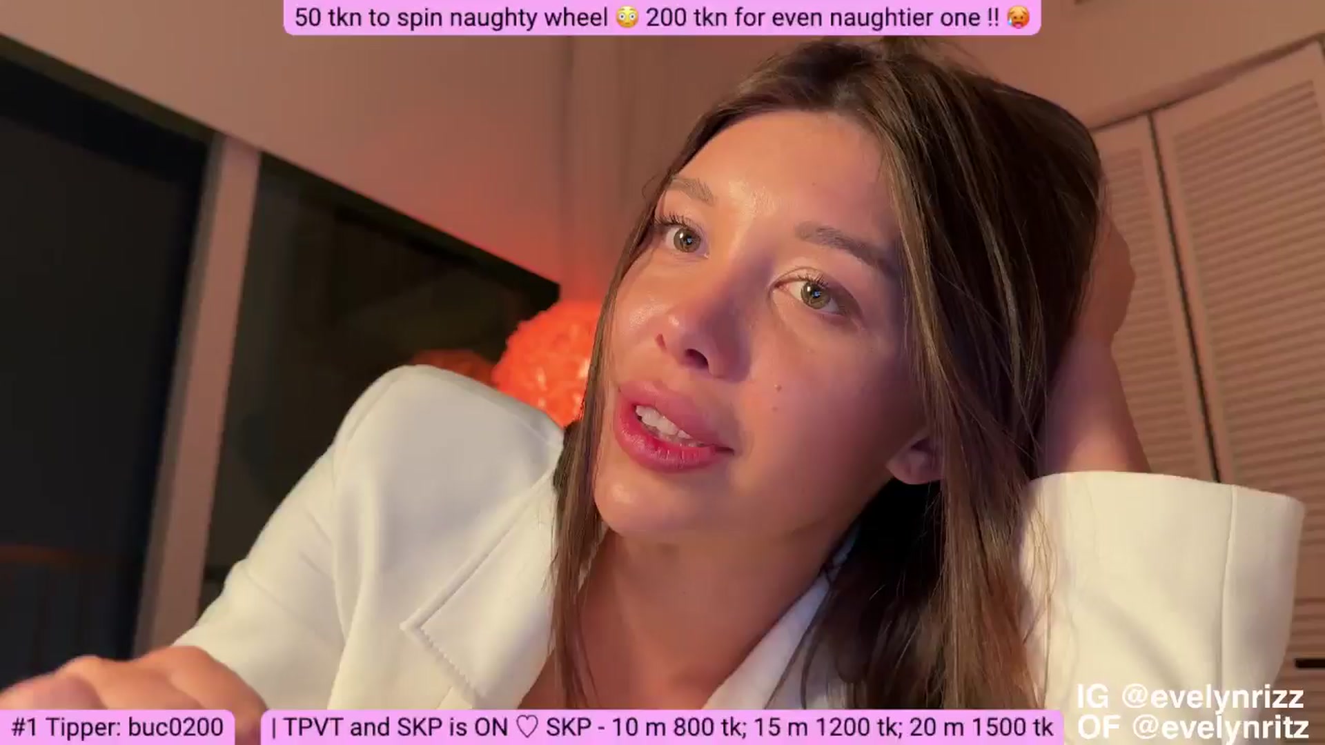 Gallery image thumbnail from EvelineRitz's myfreecams stream on, 08/19/2024, 03:10 image 3 of 20