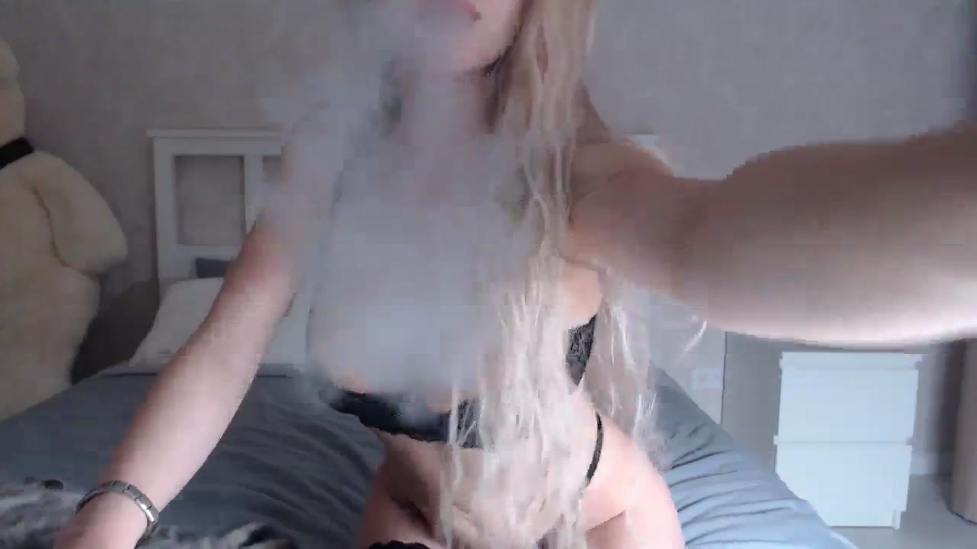 Gallery image thumbnail from Eveline___'s myfreecams stream on, 08/10/2023, 14:12 image 2 of 20