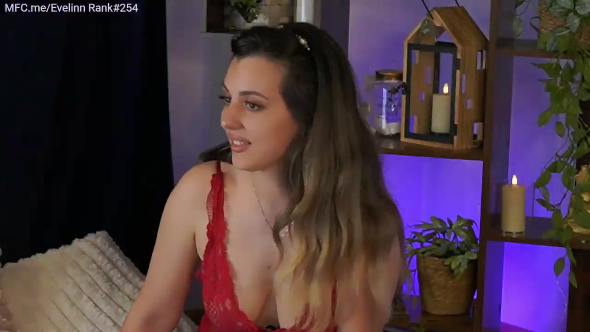 Gallery image thumbnail from Evelinn's myfreecams stream on, 07/14/2026, 09:27 image 15 of 20