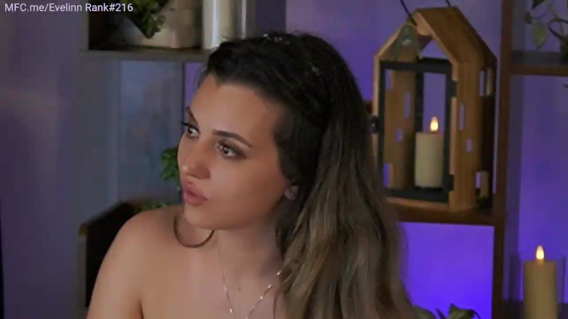 Gallery image thumbnail from Evelinn's myfreecams stream on, 07/15/2026, 18:57 image 6 of 20