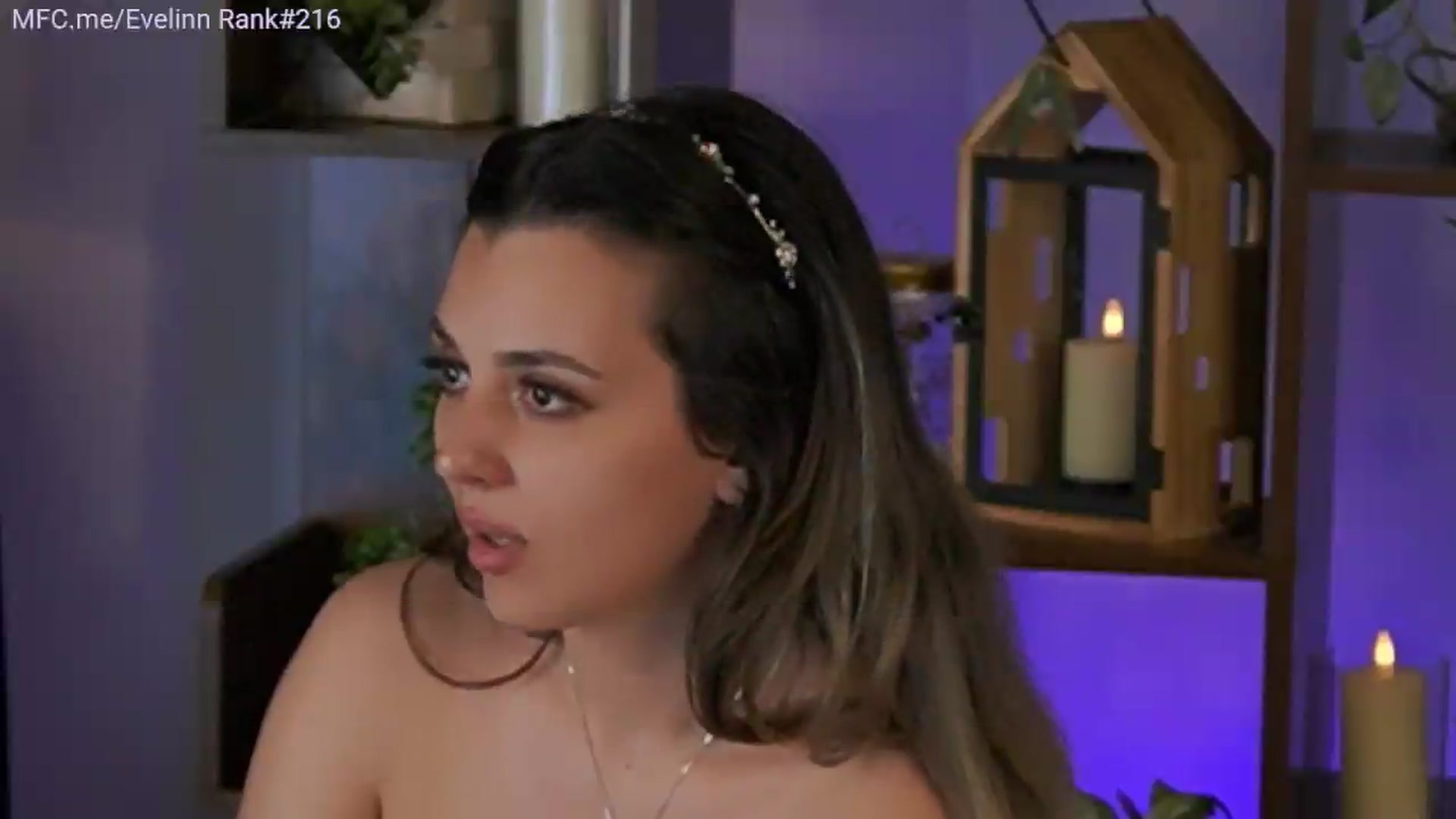 Gallery image thumbnail from Evelinn's myfreecams stream on, 07/15/2026, 18:57 image 10 of 20