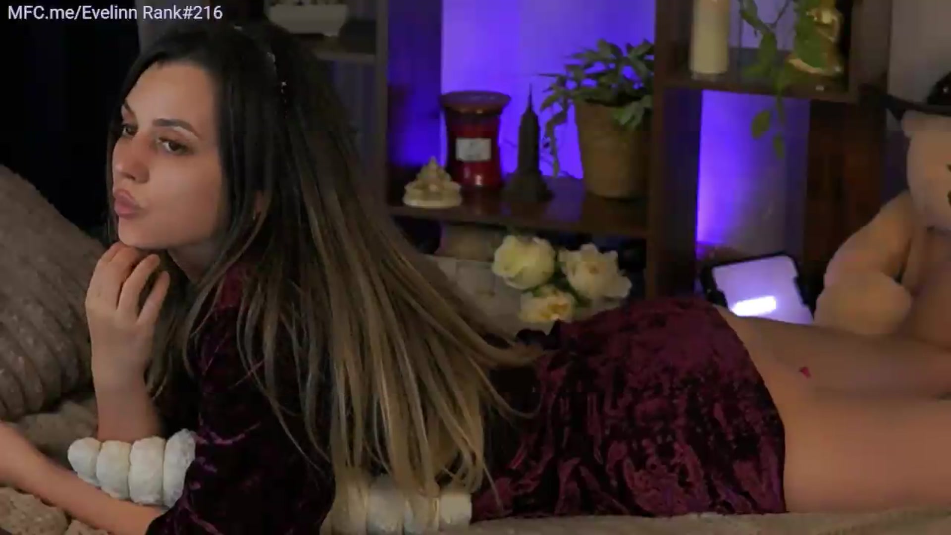 Gallery image thumbnail from Evelinn's myfreecams stream on, 07/18/2026, 14:49 image 4 of 20