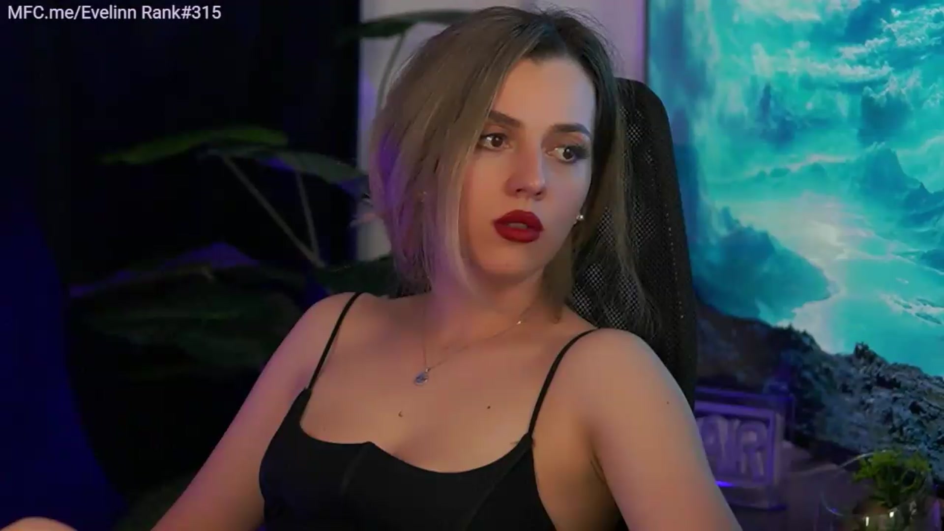 Gallery image thumbnail from Evelinn's myfreecams stream on, 08/15/2026, 10:03 image 12 of 20