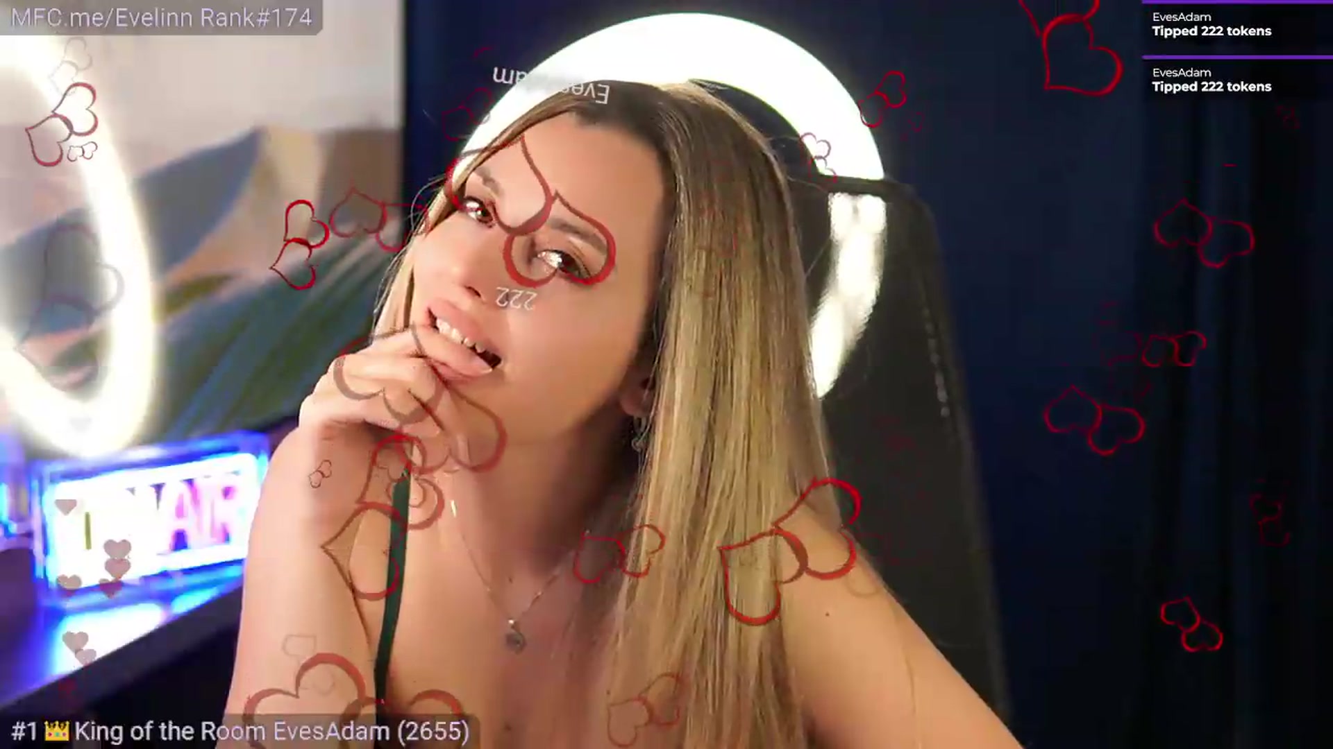 Gallery image thumbnail from Evelinn's myfreecams stream on, 08/24/2026, 09:15 image 14 of 20