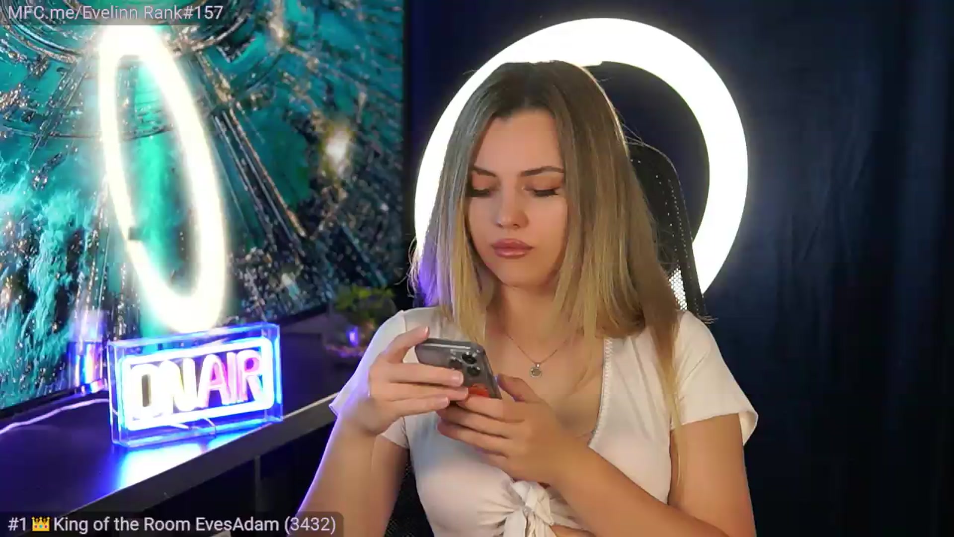Gallery image thumbnail from Evelinn's myfreecams stream on, 08/25/2026, 07:22 image 2 of 20