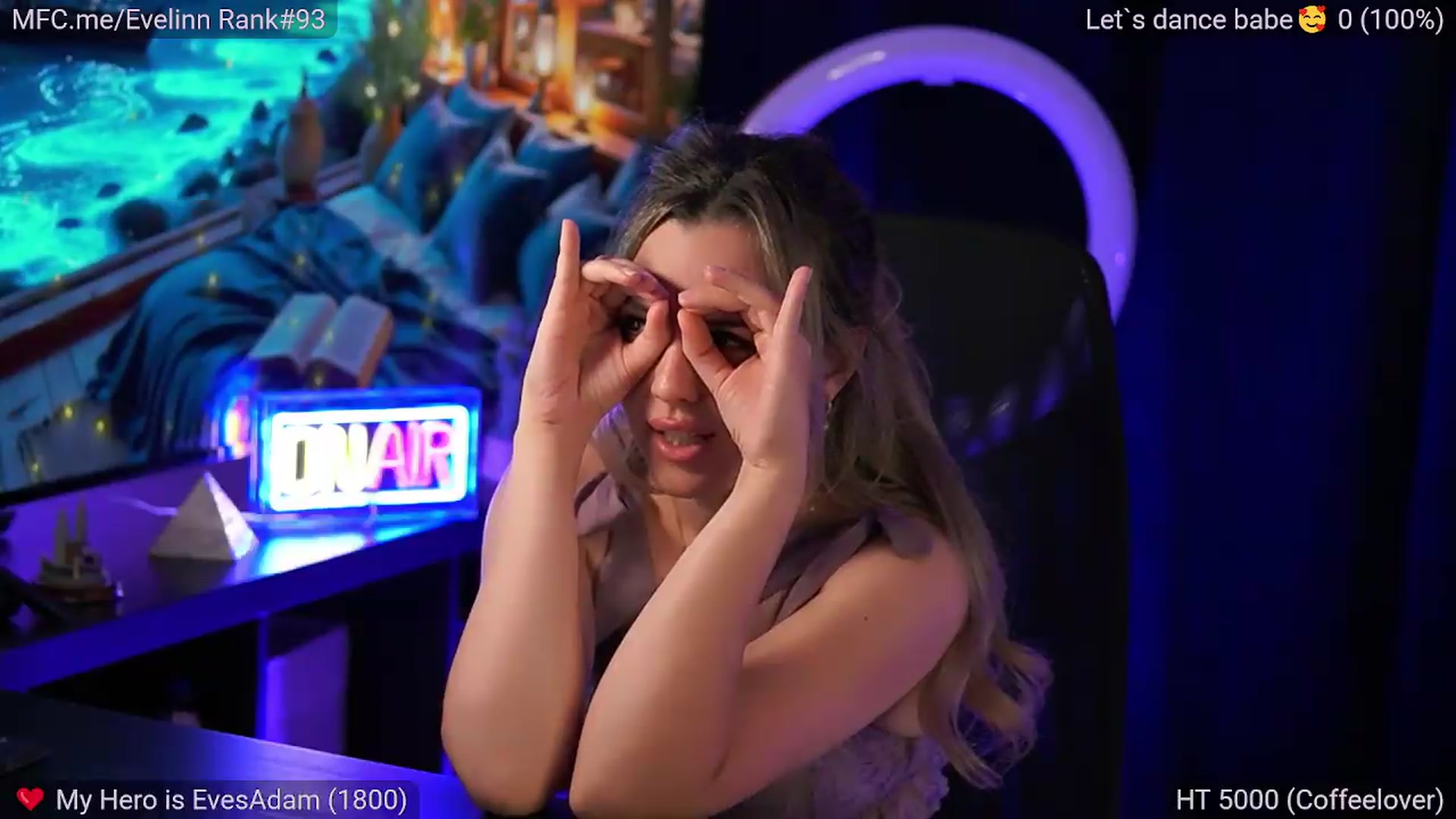 Gallery image thumbnail from Evelinn's myfreecams stream on, 09/10/2026, 24:33 image 19 of 20