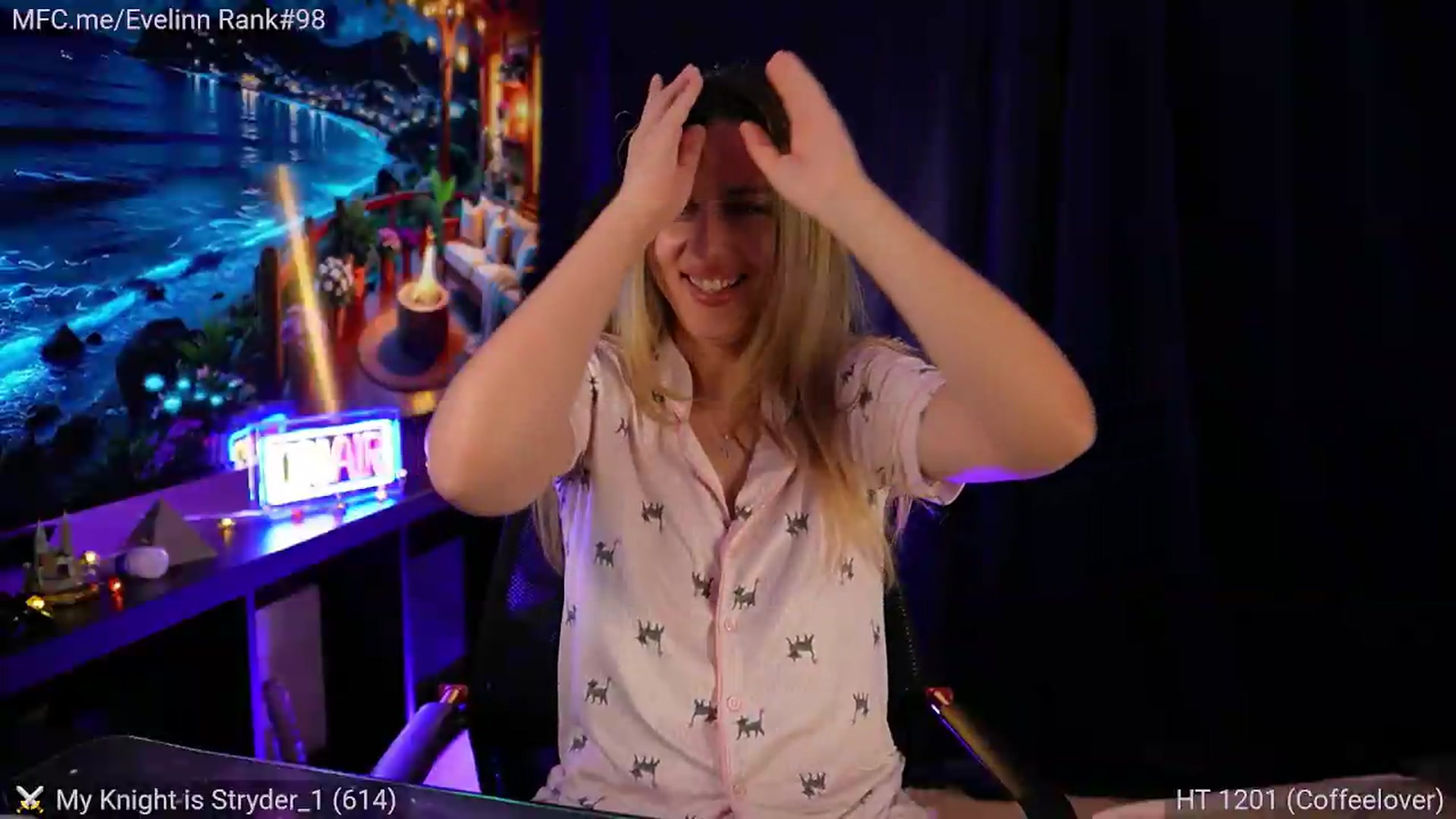 Gallery image thumbnail from Evelinn's myfreecams stream on, 09/17/2026, 06:19 image 16 of 20