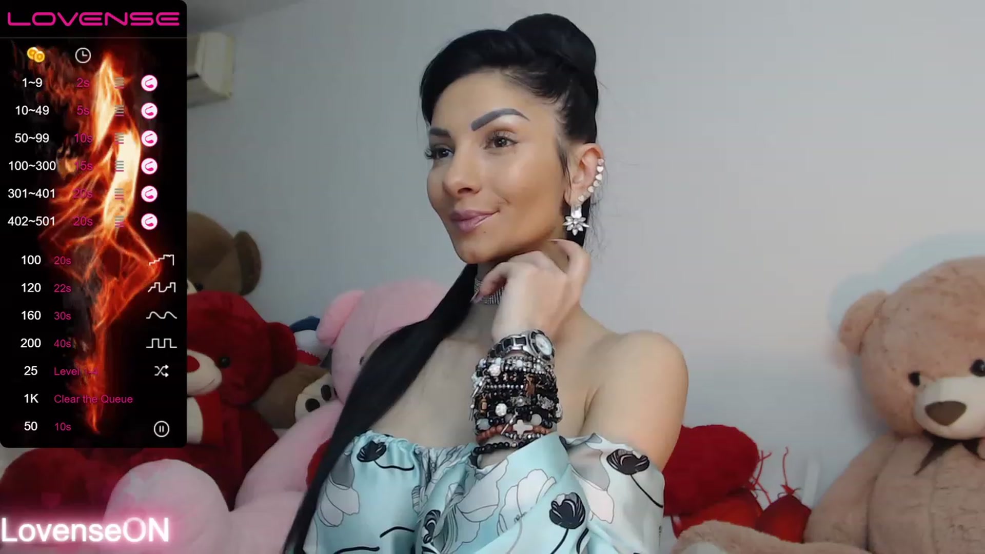 Gallery image thumbnail from EvelynAisha's myfreecams stream on, 02/07/2023, 22:27 image 15 of 20